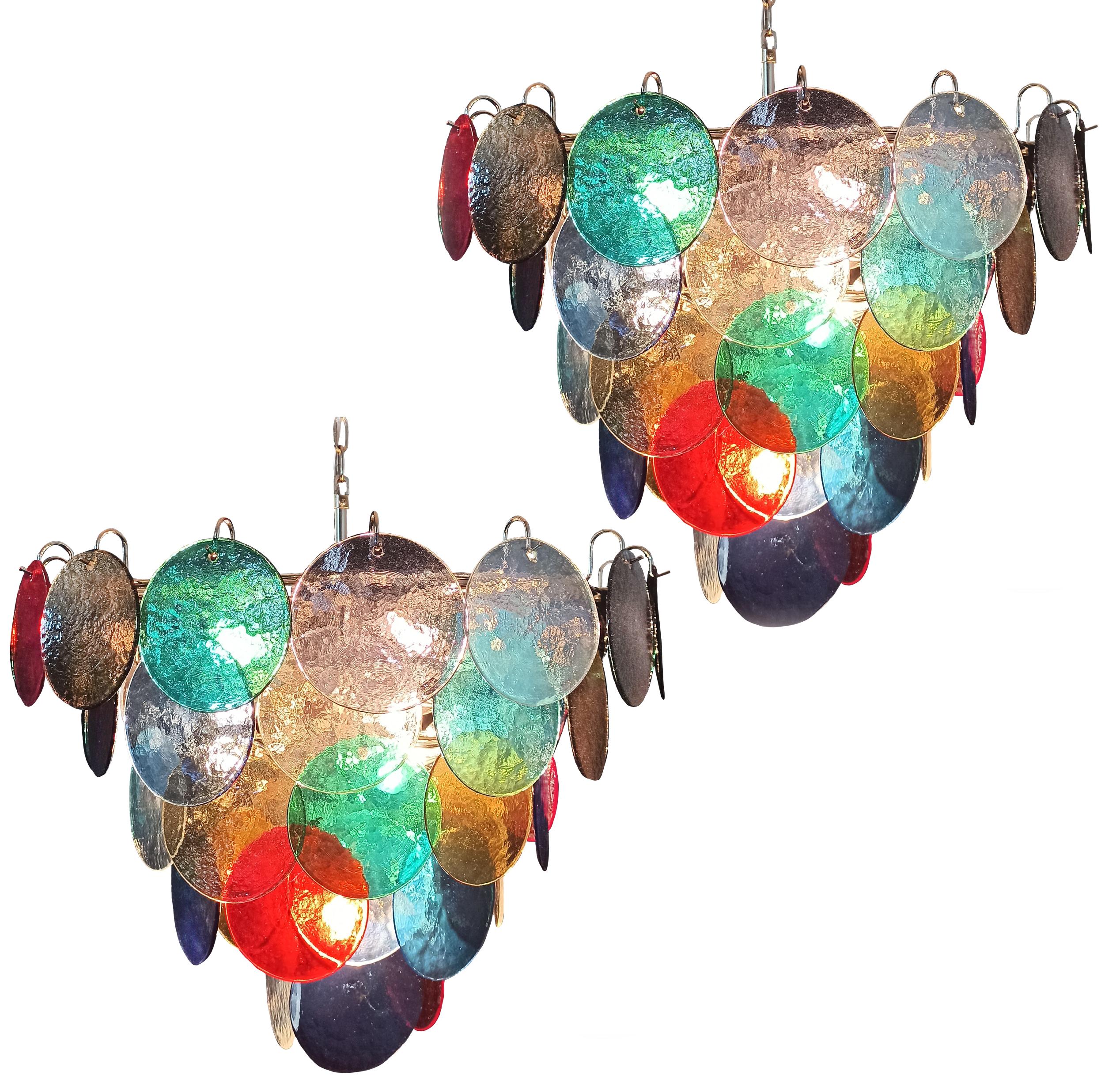 Scenic High quality Murano-Kronleuchter, Raumteiler – 57 Multicolor-Gläser im Angebot 11