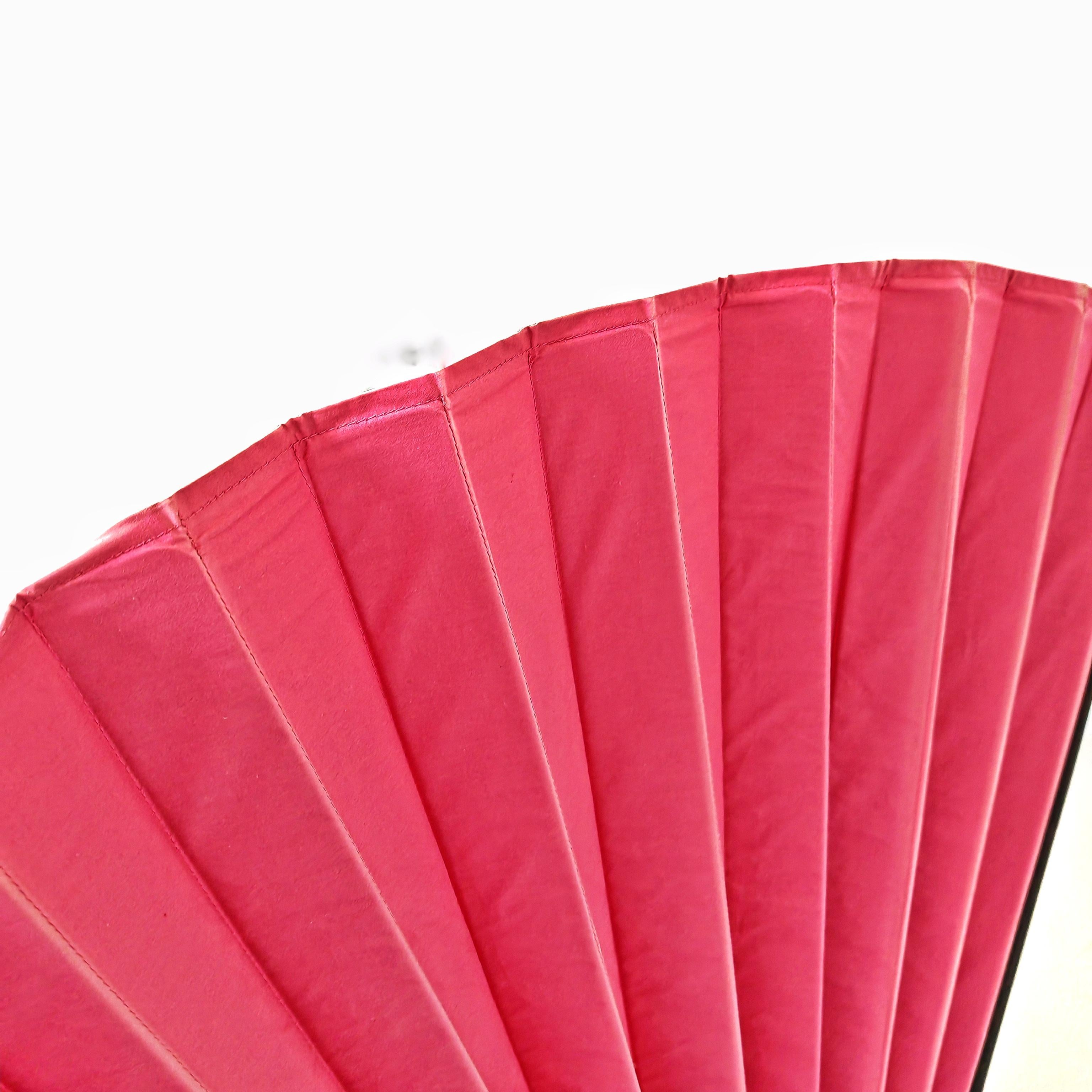 scenografica dromeuse design italiano 80s verde e fucsia 