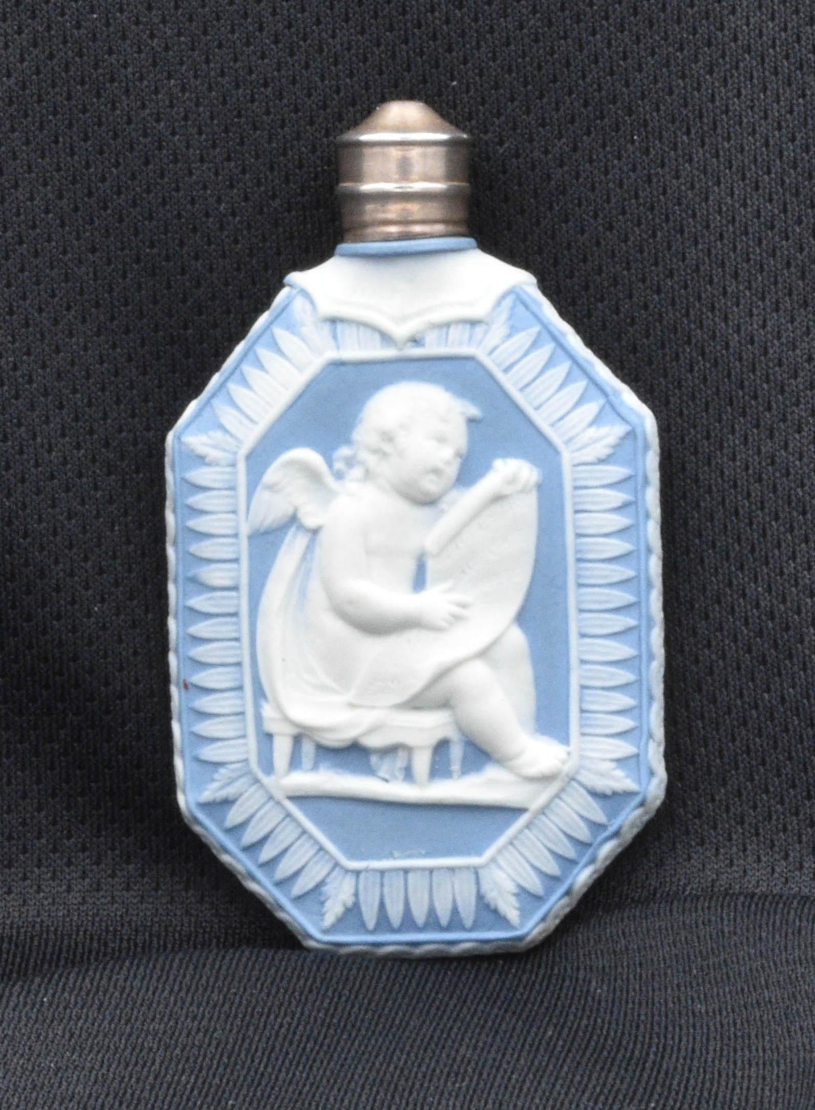Néoclassique Flacon de parfum, ou flacon, en jaspe bleu pâle, Wedgwood C1790 en vente