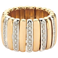 Scheffel, Schmuckring aus 18 Karat Gold mit Diamanten, Flexibler gerippter Ring