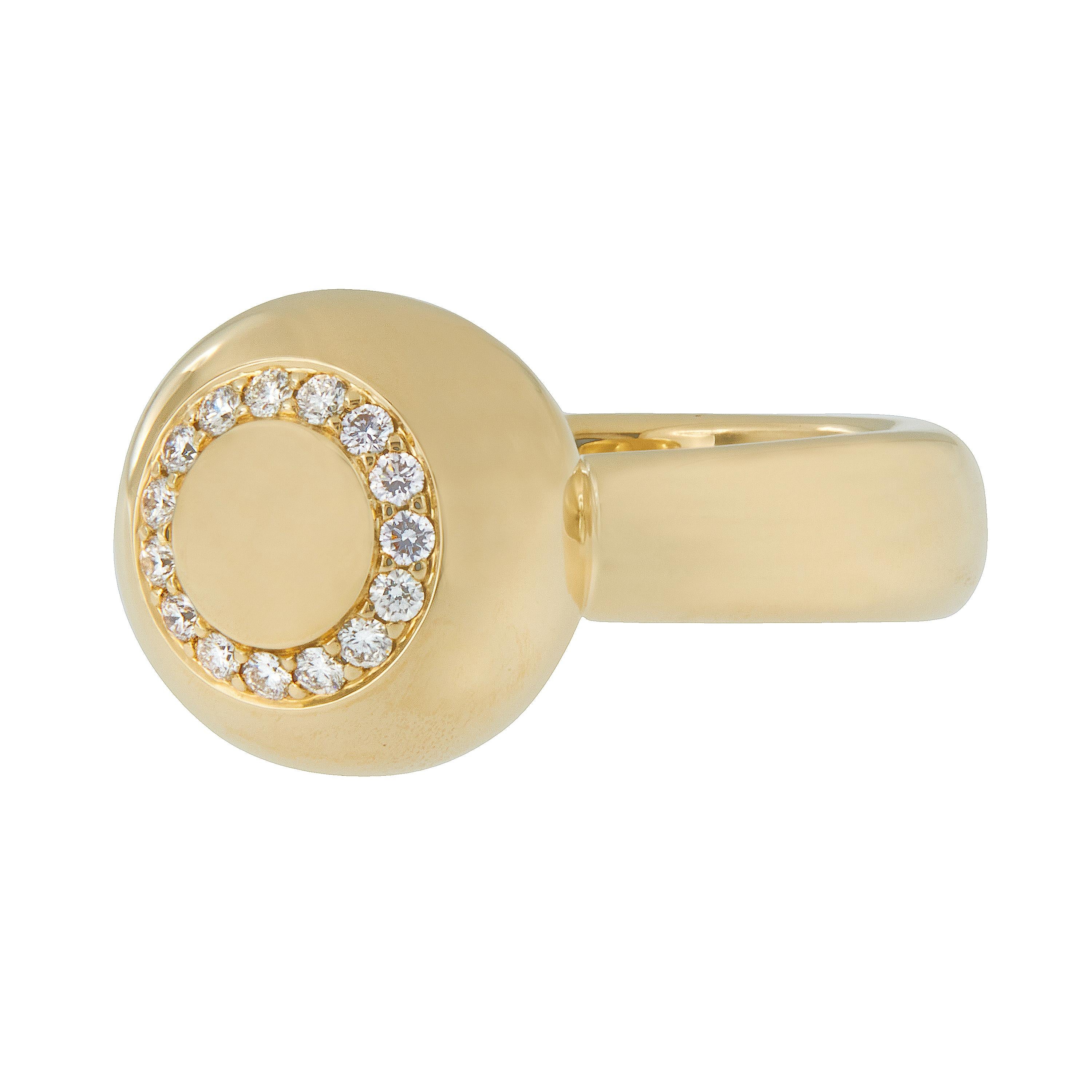 Since 1976, optimal quality and up-to-date design have always been the principles behind Scheffel-Schmuck. The clean, rounded look of this ring from their Bubbles Collection is truly eye catching! 18 Karat yellow gold rounded ring accented by 0.20