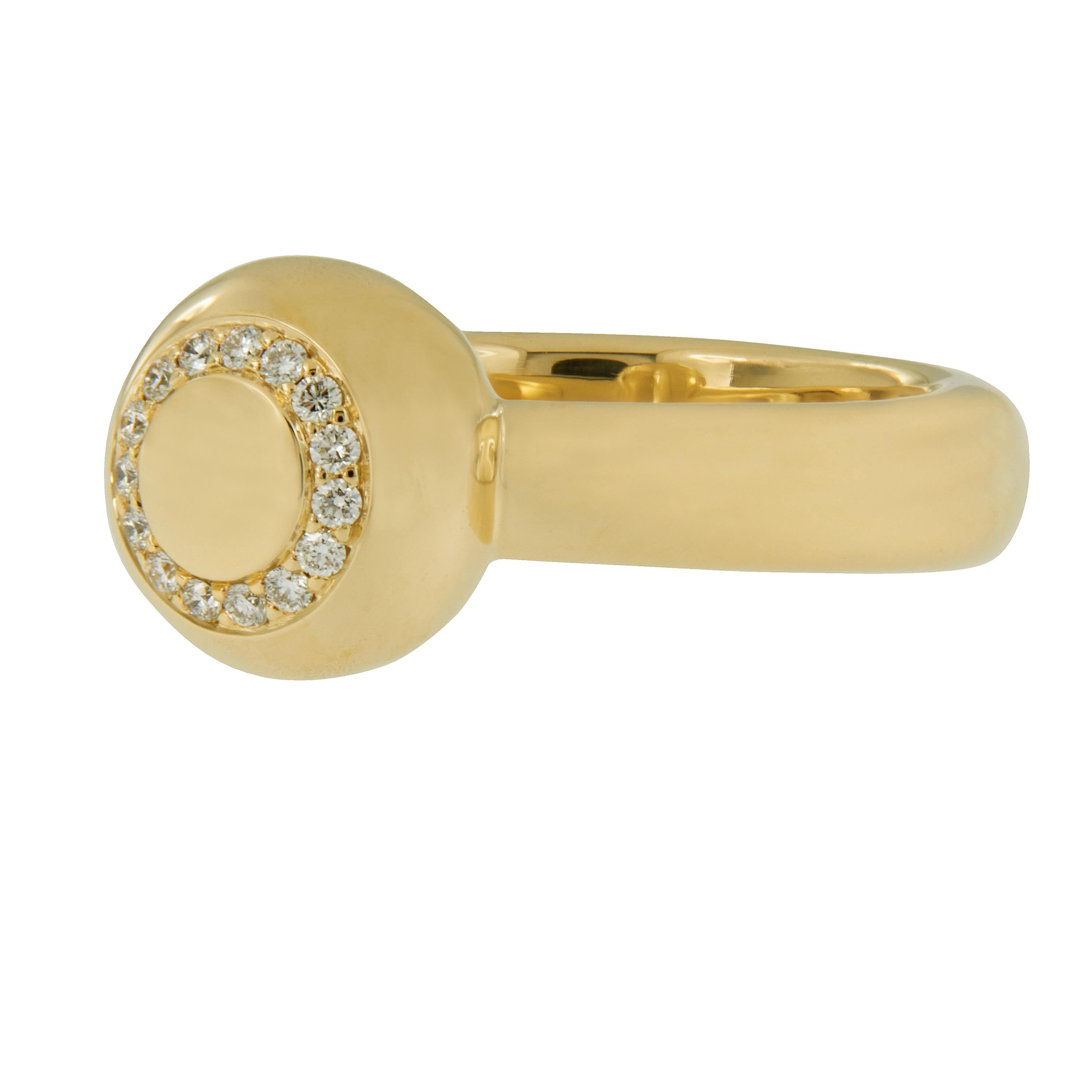 Since 1976, optimal quality and up-to-date design have always been the principles behind Scheffel-Schmuck. The clean, rounded look of this ring from their Bubbles Collection is truly eye catching! 18 Karat yellow gold rounded ring accented by 0.13