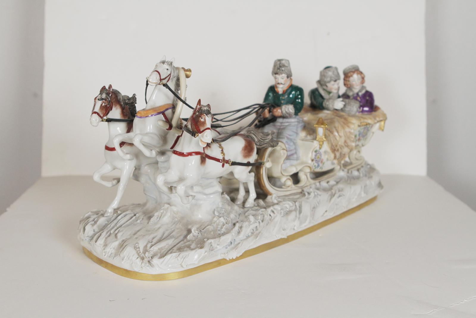 Screibe-Ansbach hand painted porcelain figure. Made in Germany “St. Petersburg, Russia Sleigh Ride” Circa 1950 

Dimensions: 15.5