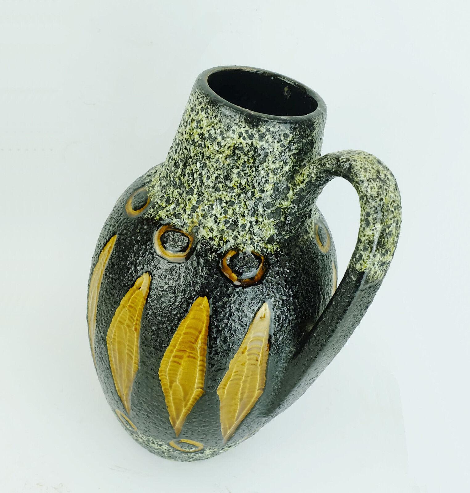 Vaso brocca Scheurich Modello 279-38 Decorazione astratta in bianco e nero con lava grassa 1960s In condizioni buone in vendita a Mannheim, DE
