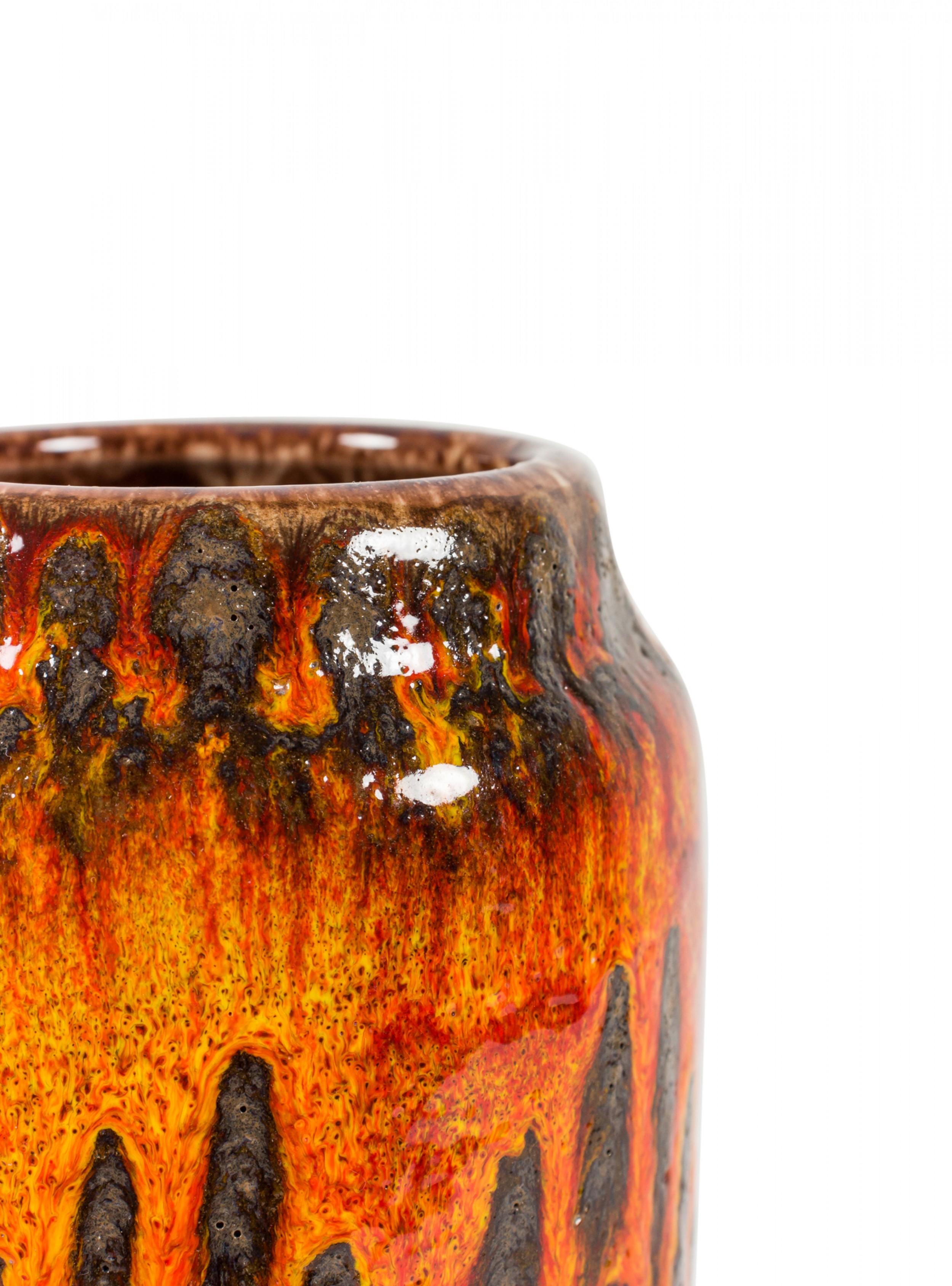Mid-Century Modern Scheurich Keramik vase en céramique émaillée orange, noir et rouge lave grasse d'Allemagne de l'Ouest en vente