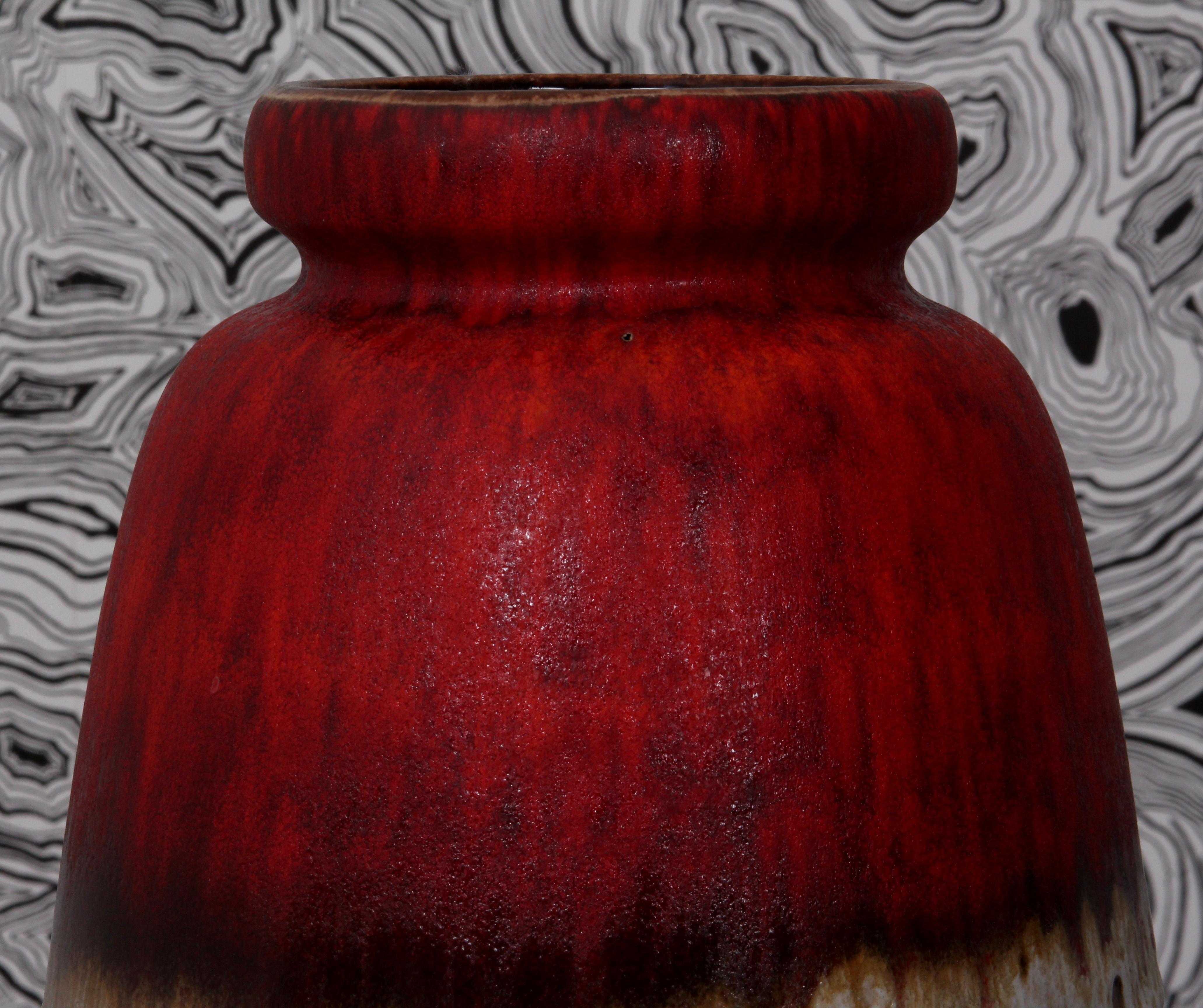 SCHEURICH RED 70s FAT LAVA FLOOR VASE  West Germany 1970s marked 284-47 For Sale 3