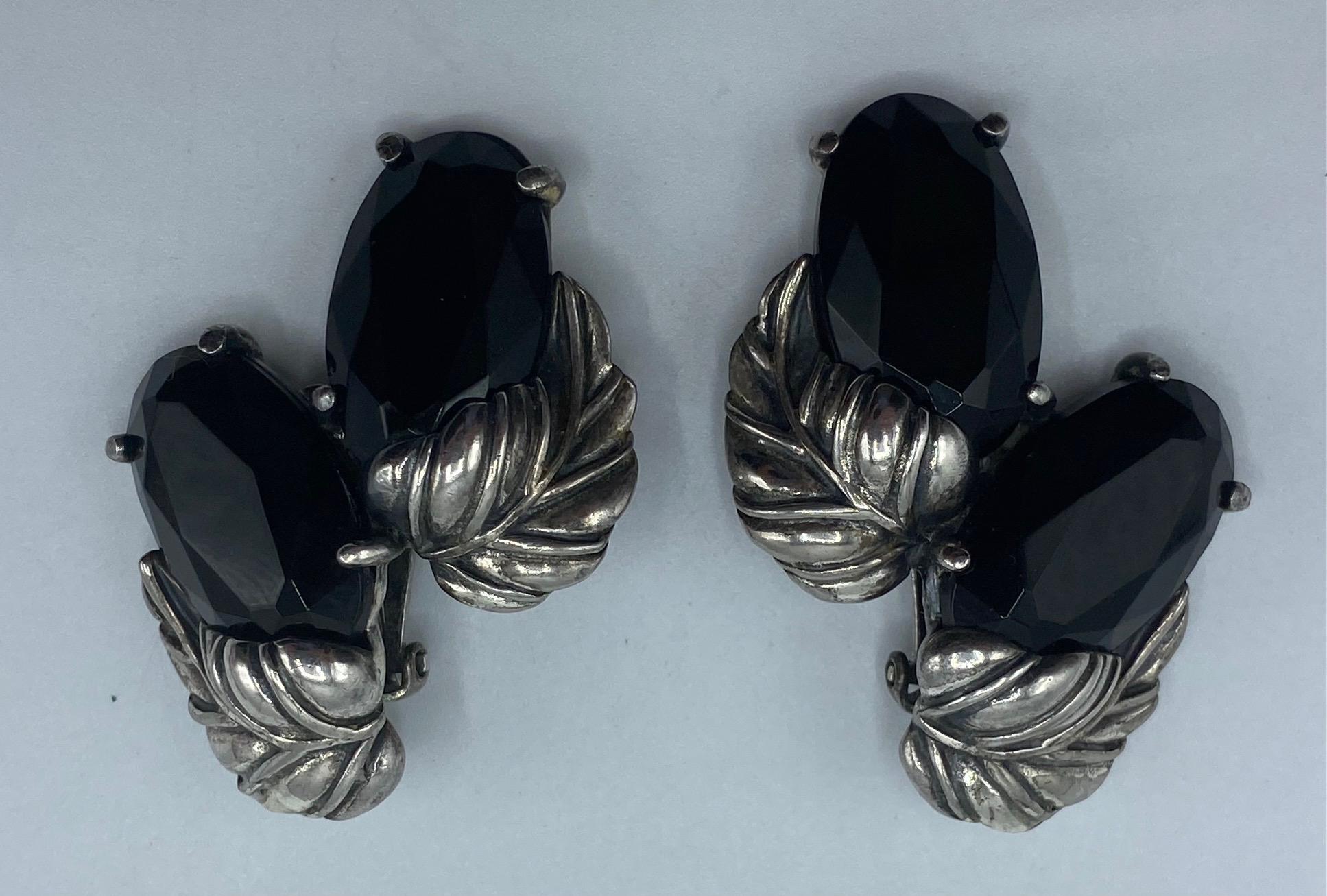 Schiaparelli 1950s Silver Leaves and Oval Black Stone Bracelet and Earrings Set 9