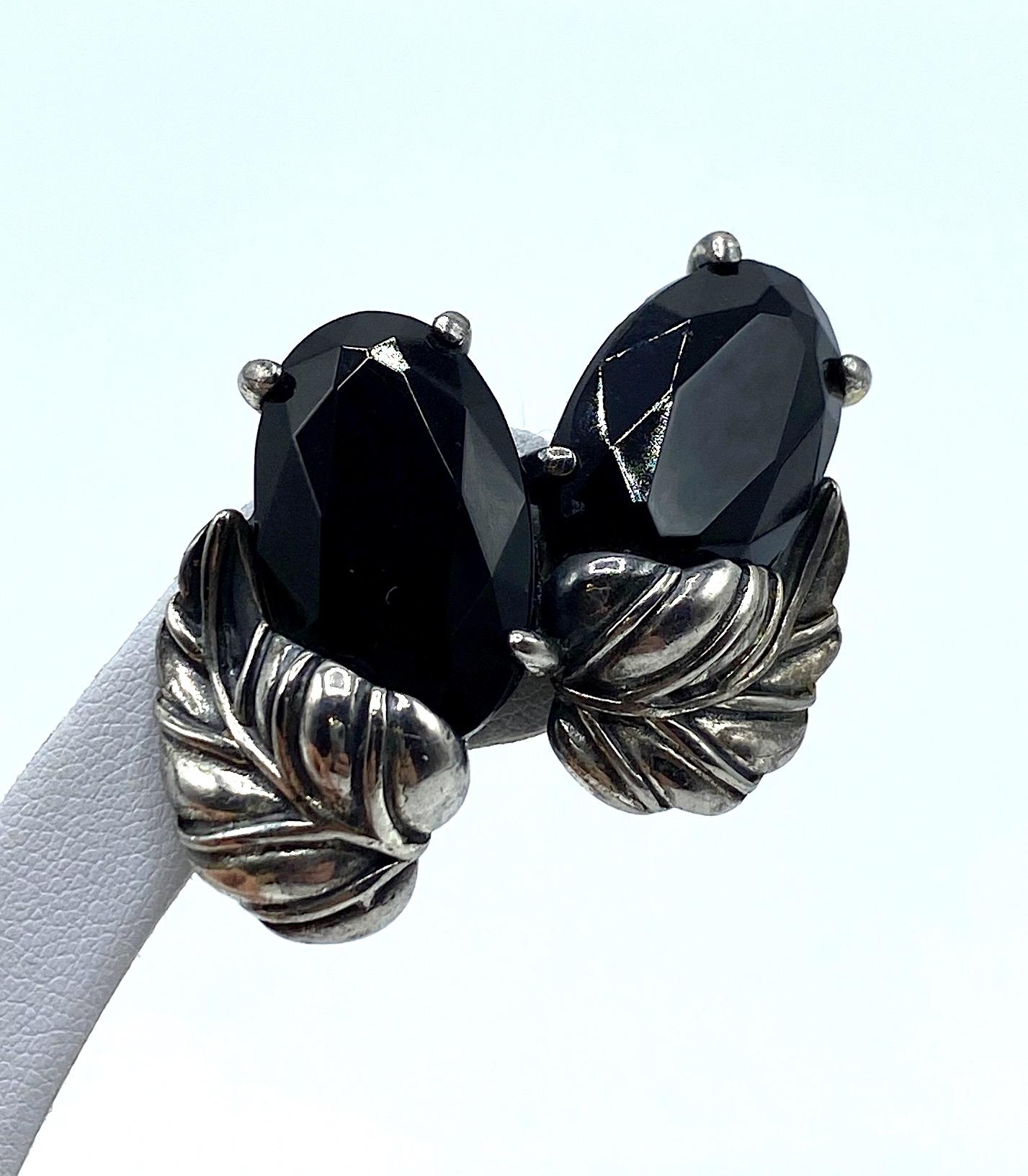 Schiaparelli 1950s Silver Leaves and Oval Black Stone Bracelet and Earrings Set 5