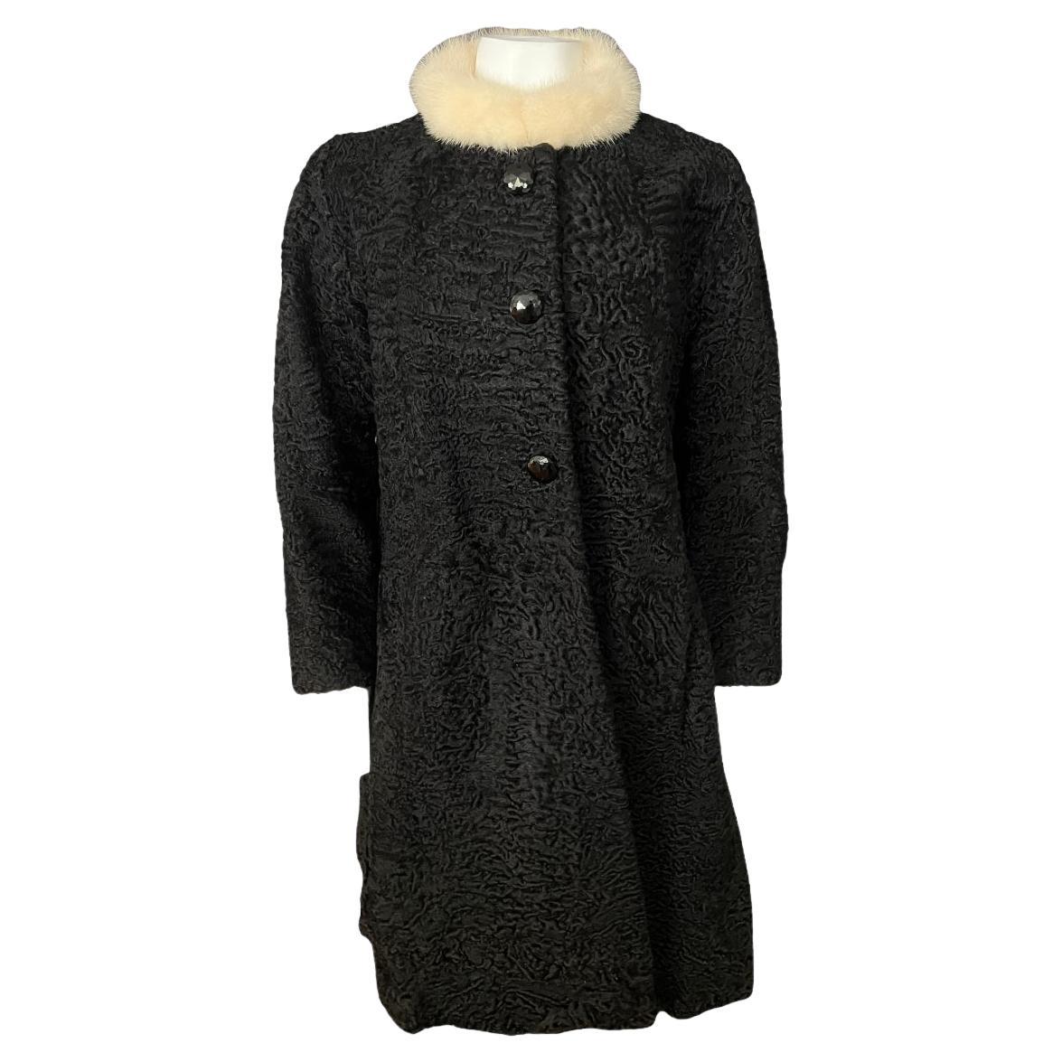 Schiaparelli - Manteau en fourrure noir et blanc en vente