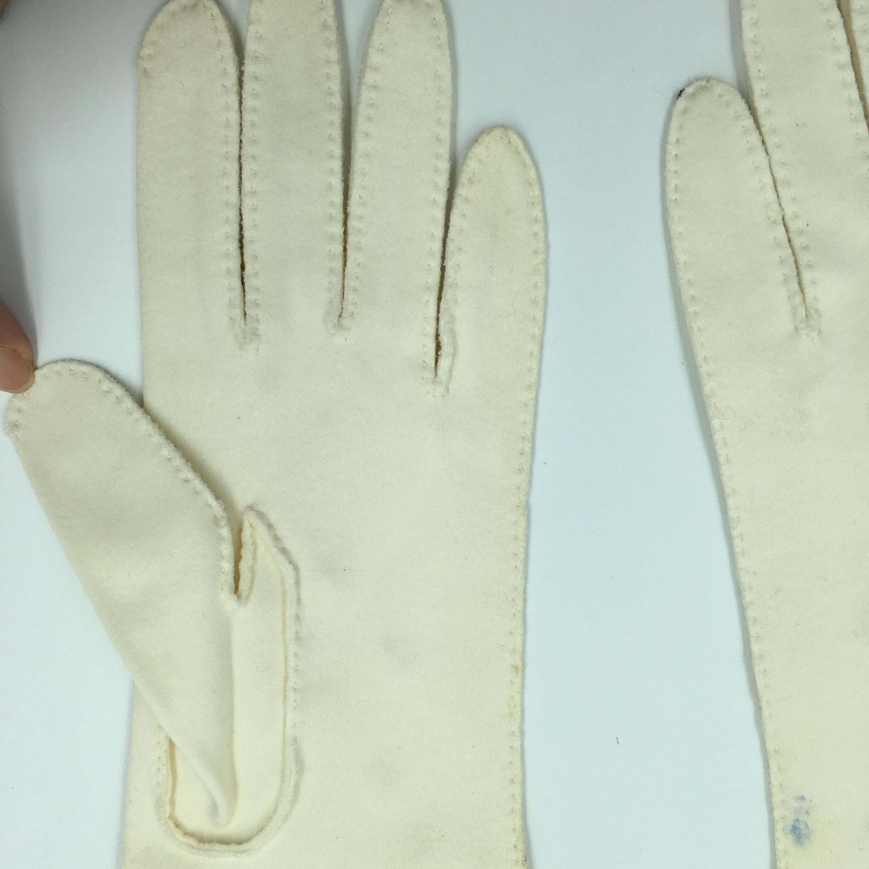 Schiaparelli by Fownes Cream Gloves w Hand Sewn Beaded Rhinestones Orignal tag 5