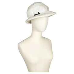 Sombrero cloche de Elsa Schiaparelli Años 50