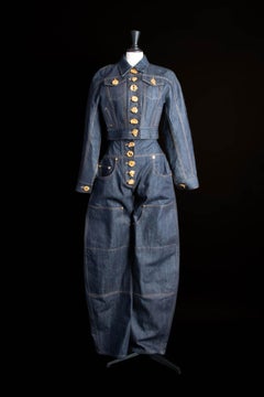 Conjunto "vaquero" Schiaparelli de Daniel Roseberry, Invierno 2023