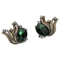 Pendientes de cristal y alas de aurora Schiaparelli