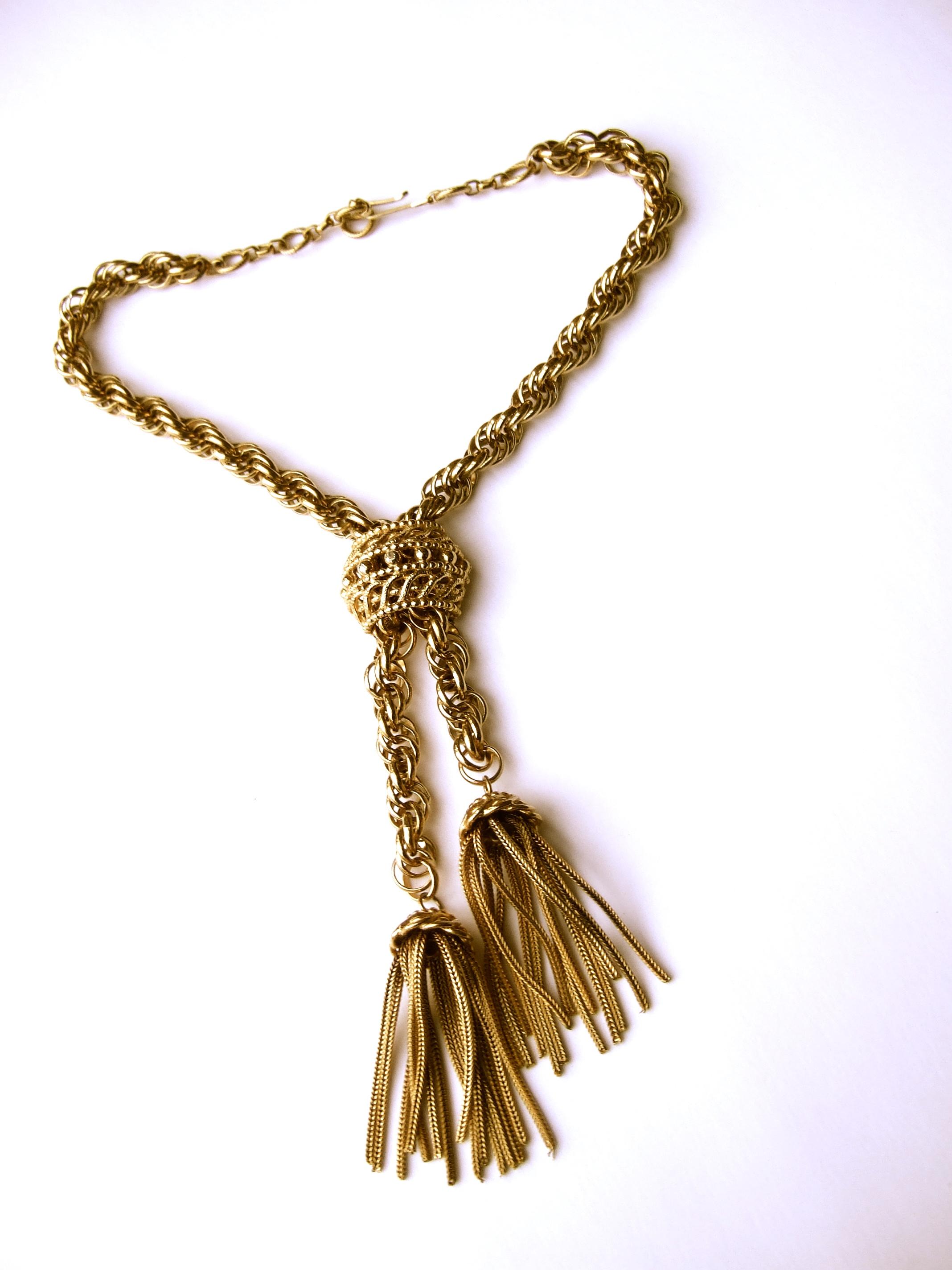 Modern Schiaparelli Gilt Metal Fringe Tassel Choker Chain Necklace c 1960