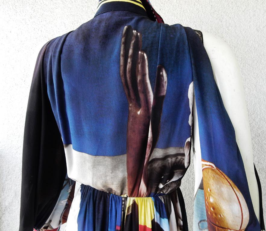 Schiaparelli Man Ray - Robe à ourlet mouchoir à épaules froides  Art à porter en vente 4