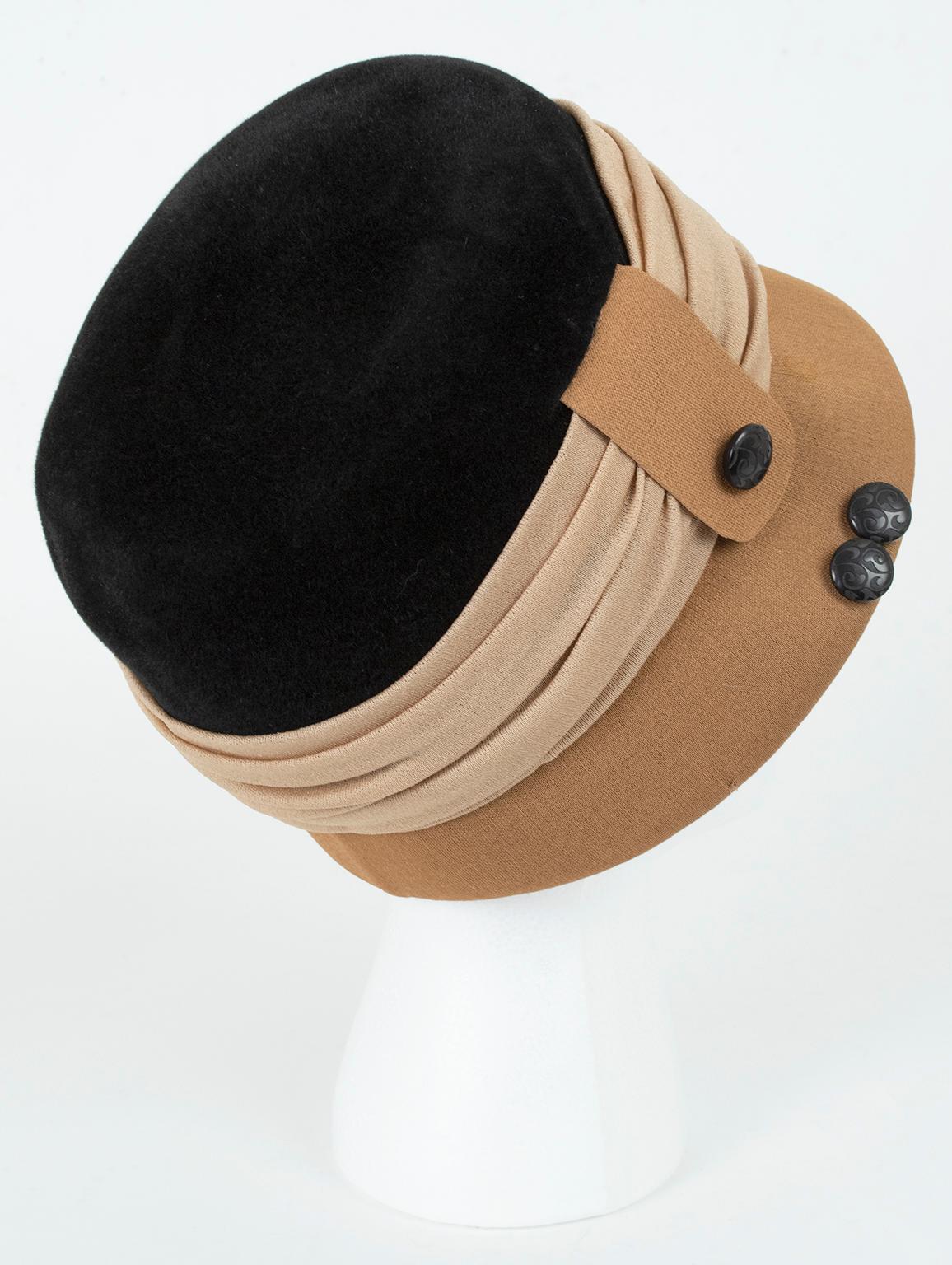 Schiaparelli Nude Neutrals Tri-Color Samt und Seidenjersey Cloche Hut-S-M, 1965 im Zustand „Gut“ im Angebot in Tucson, AZ