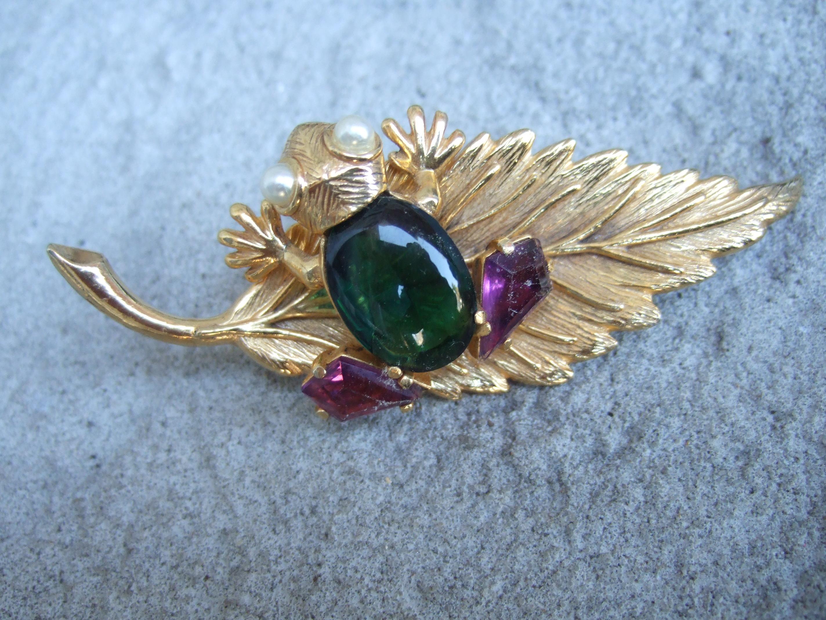 Schiaparelli Rare Charming Jeweled Frog Brooch c 1960 In Excellent Condition For Sale In University City, MO