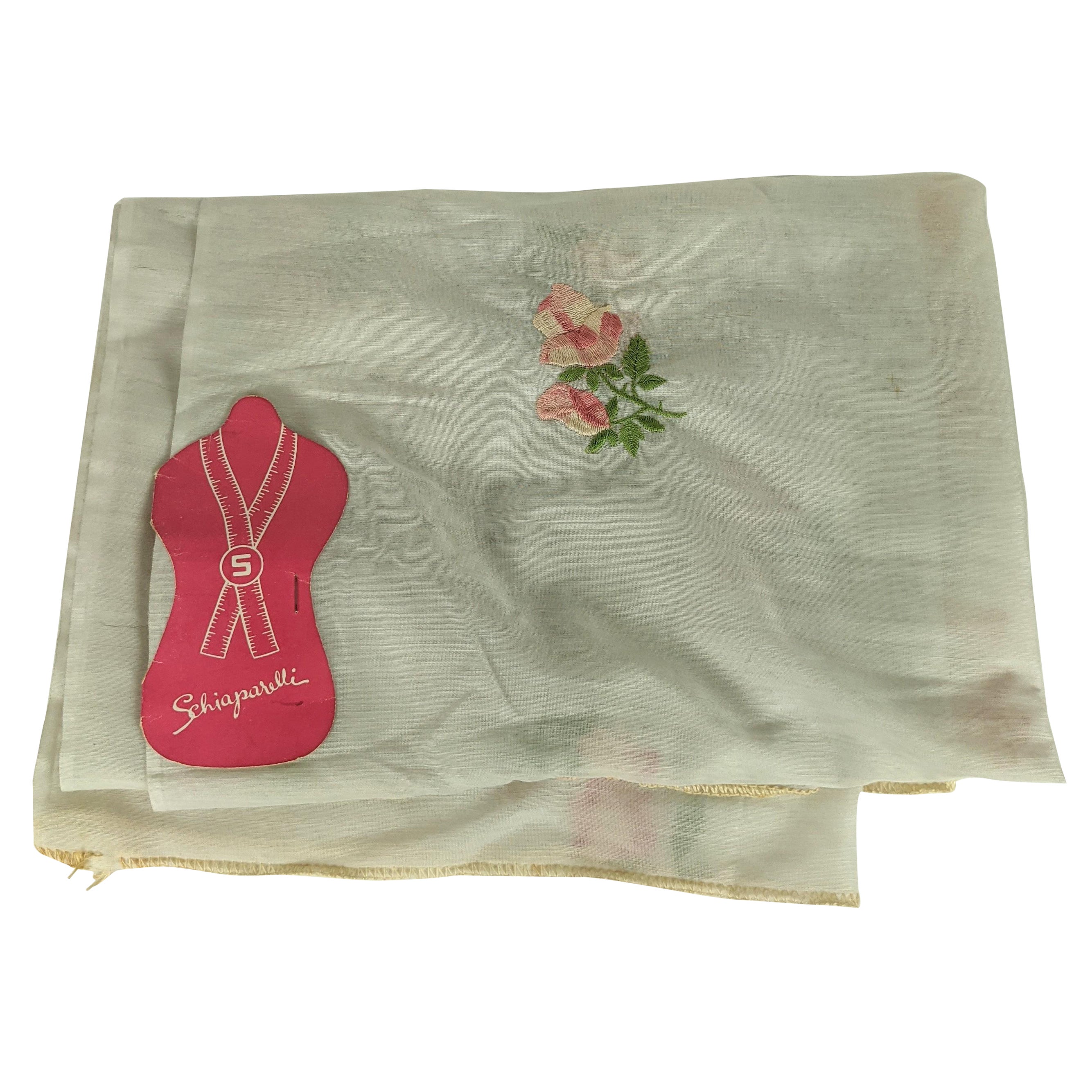 Muestra de tejido Schiaparelli "Rose de Printemps" (Rosa de Primavera)