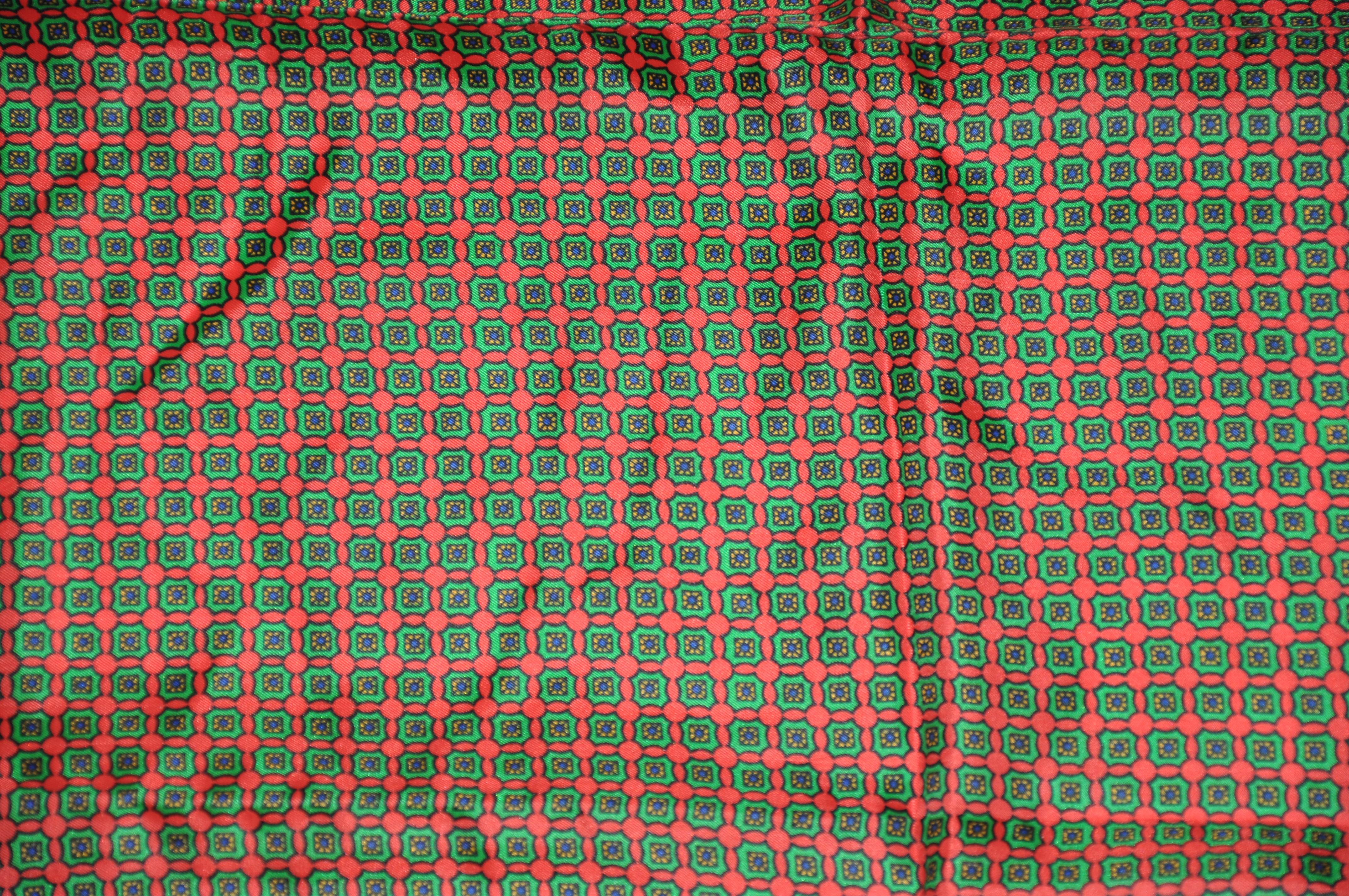        Schiaparelli signature red border 