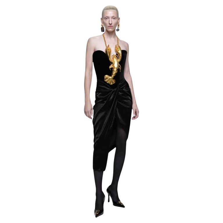 schiaparelli black dress Schiaparelli FW 2023 is All Gold & Glam