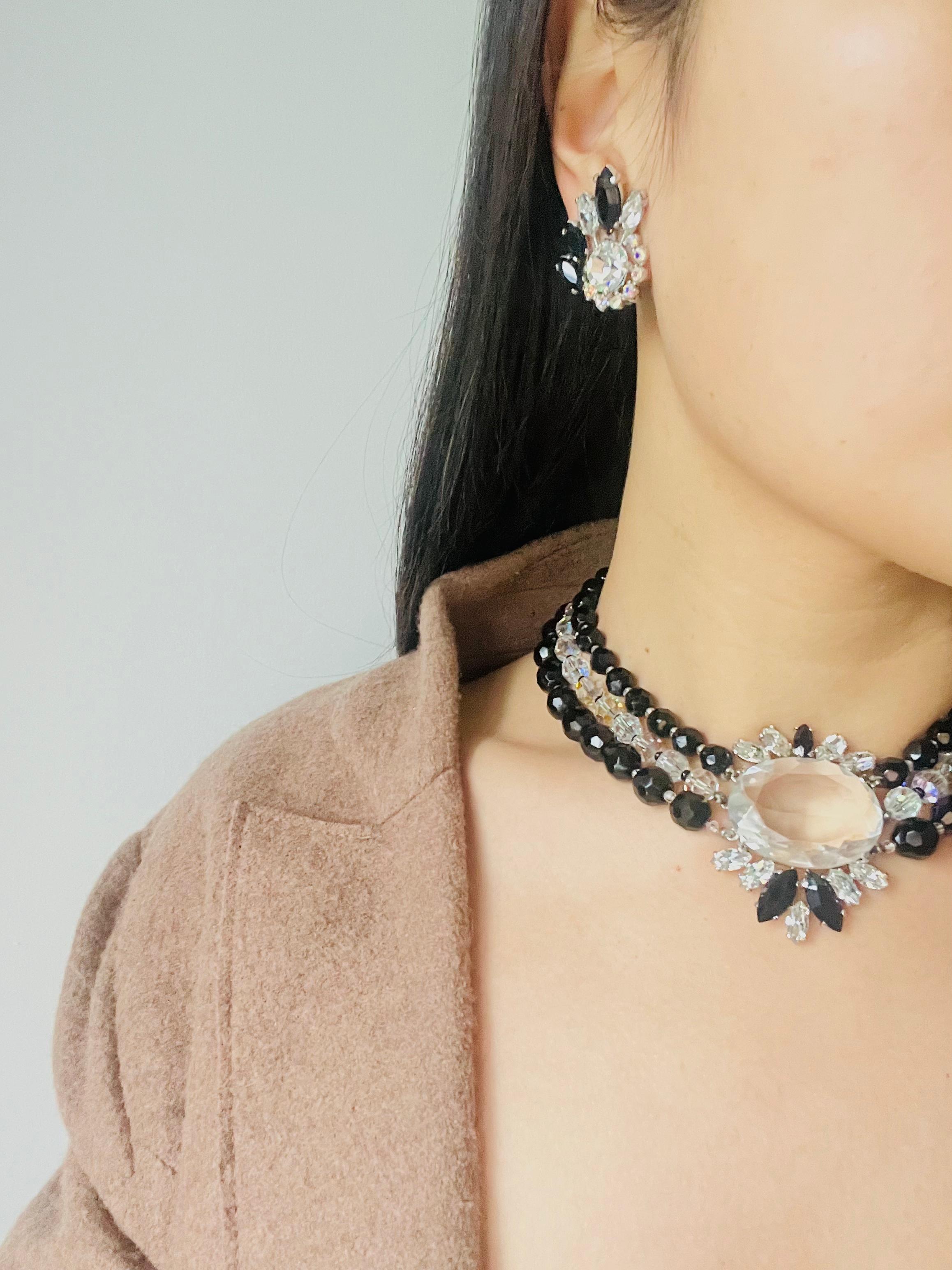 Schiaparelli Vintage 3 Trio Strands Black Beads Clear Crystals Iridescent Set For Sale 5