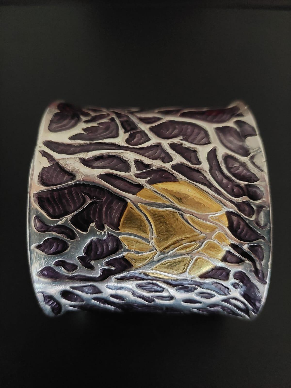 Schiava Black Coral Bracelet, Sterling Silver, Handmade, Italy For Sale 8