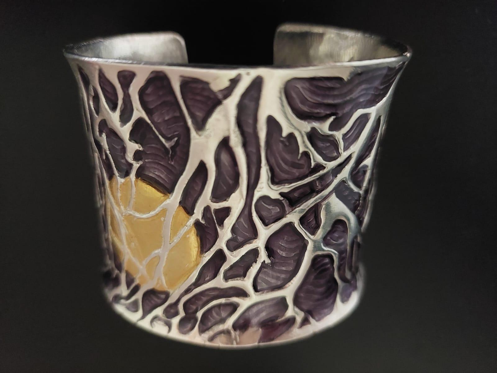 Schiava Black Coral Bracelet, Sterling Silver, Handmade, Italy For Sale 9