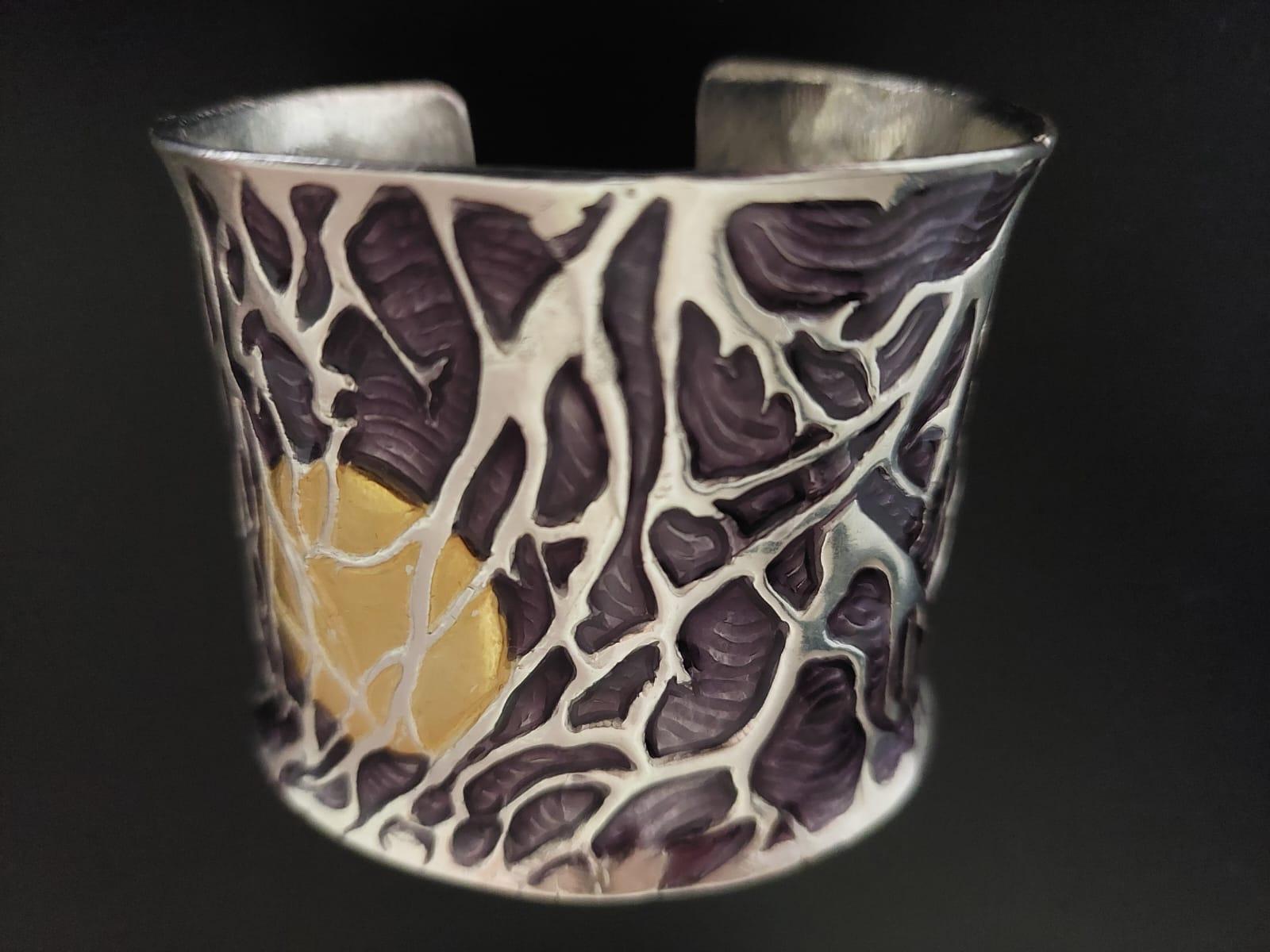 Schiava Black Coral Bracelet, Sterling Silver, Handmade, Italy For Sale 10