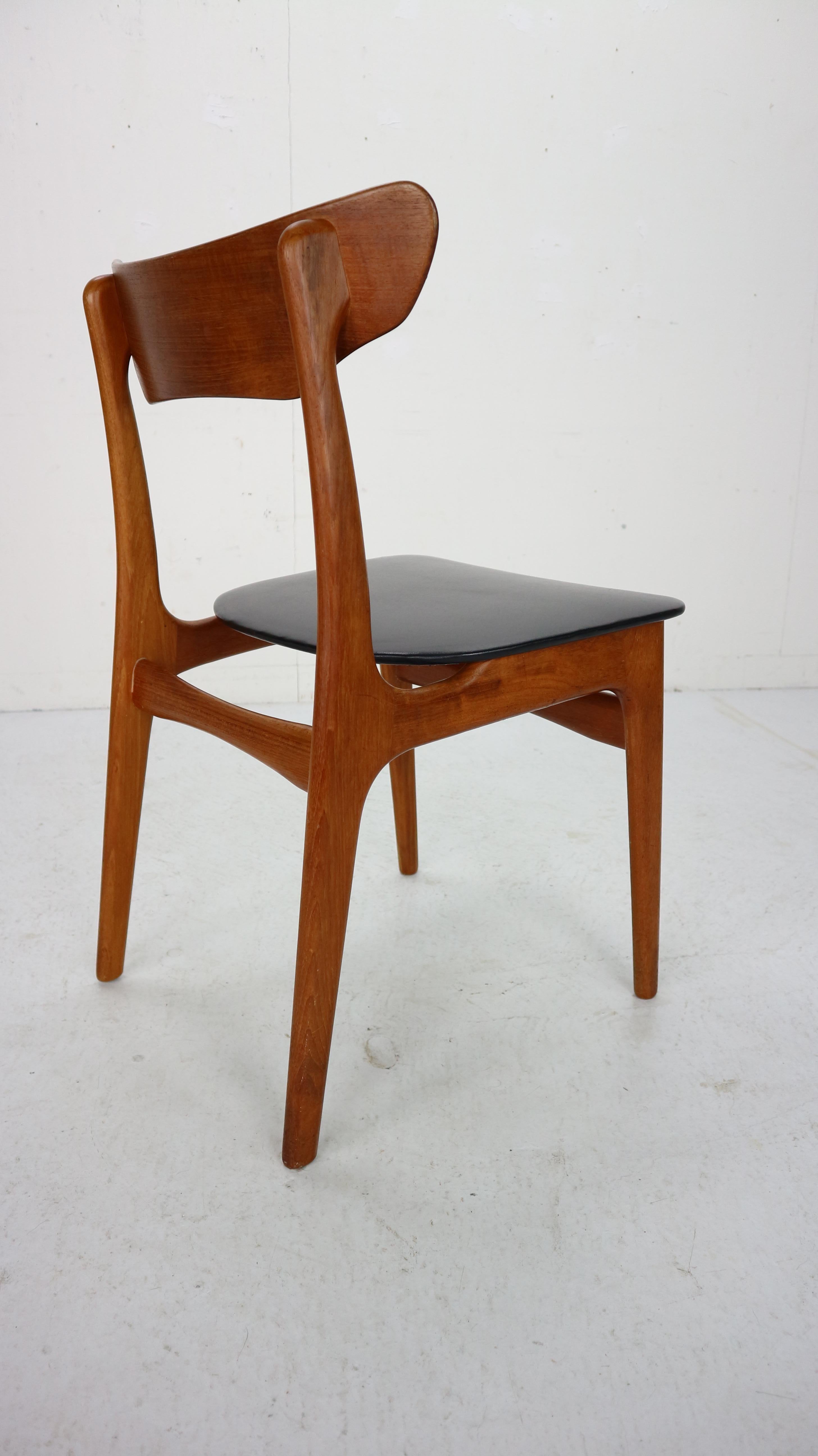 Schiønning & Elgaard for Randers Møbelfabrik Set of 4 Teak Dining Room Chairs 1