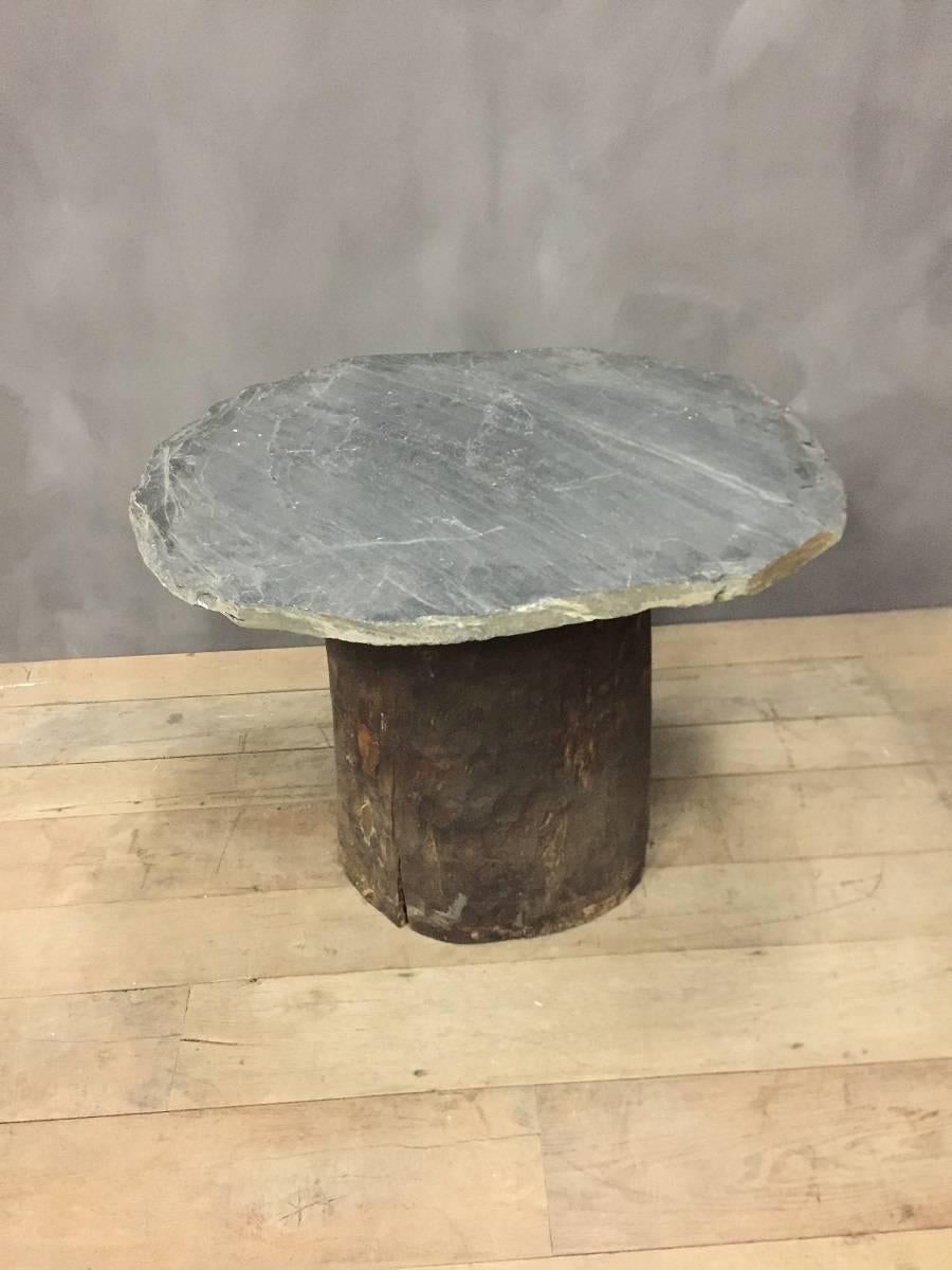 Schist Table on Chestnut Beehive Base In Excellent Condition In Vosselaar, BE