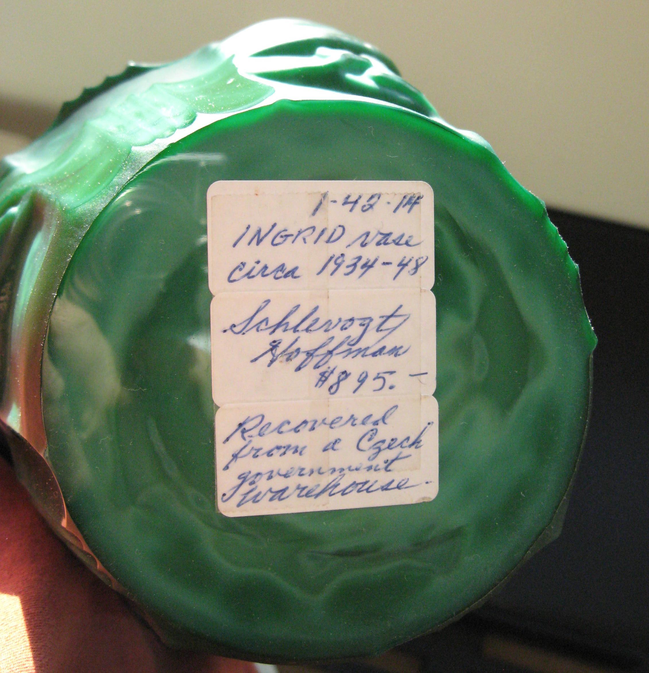 Schlevogt Pair of Moser “Ingrid” Malachite Glass Vases, circa 1930s In Good Condition In Phoenix, AZ