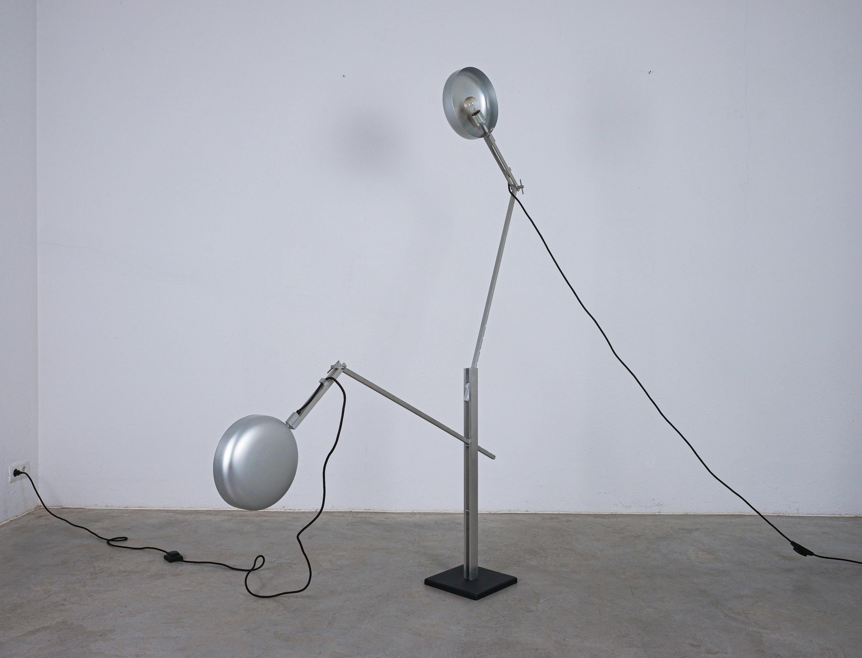 Schliephacke Double Feature Floor Lamp Aluminium for Mewa, circa 1955 en vente 4