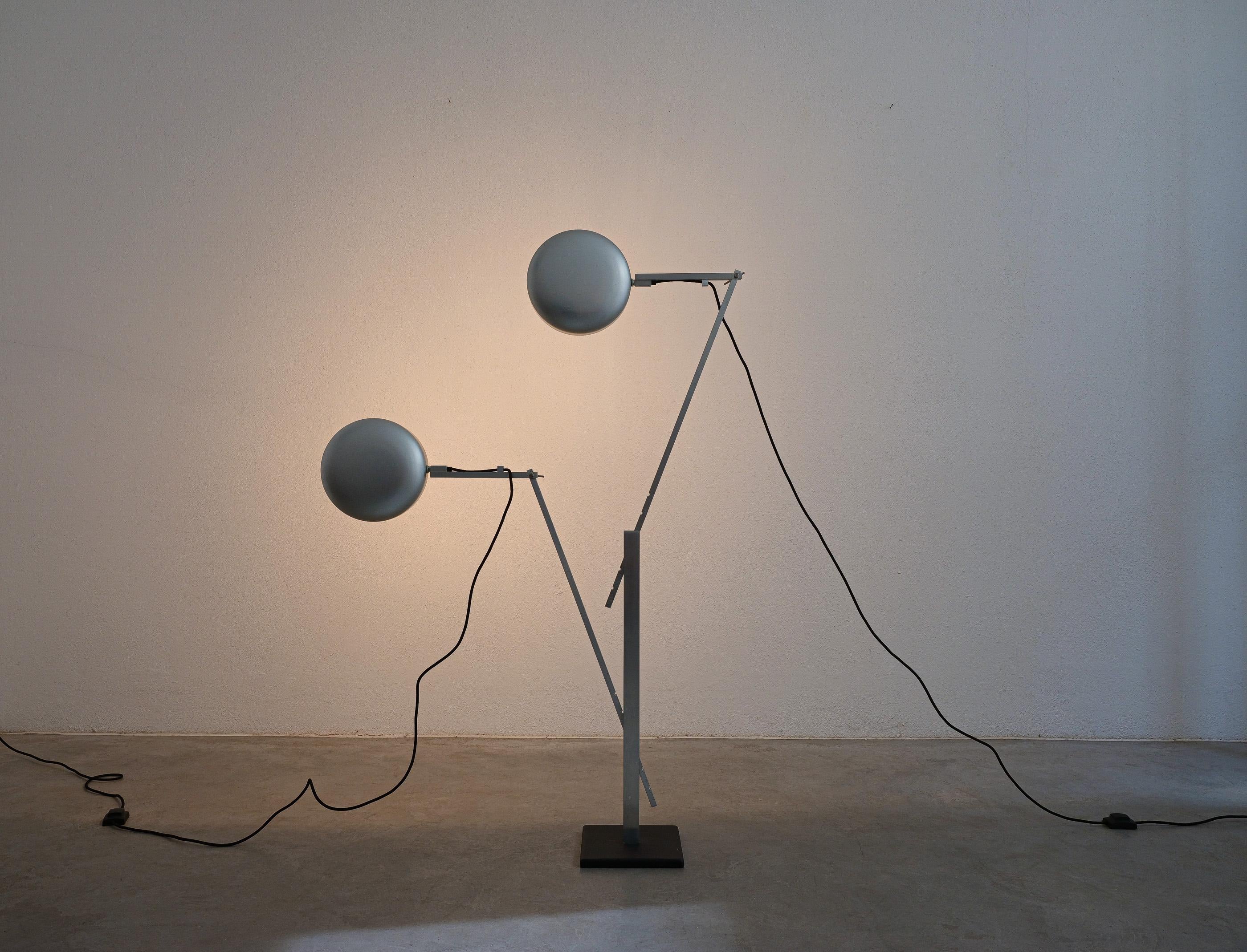 Schliephacke Double Feature Floor Lamp Aluminium for Mewa, circa 1955 en vente 1