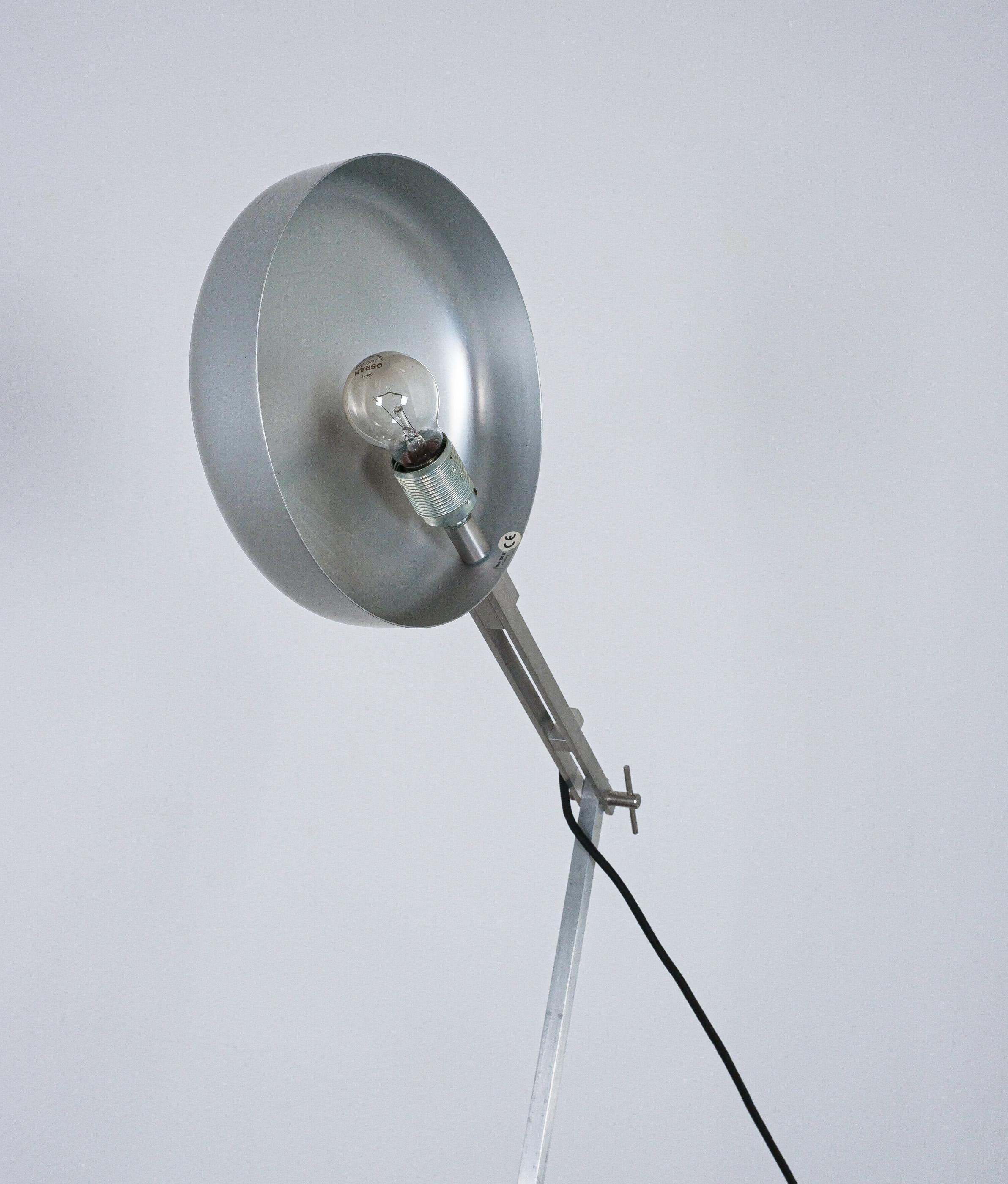 Schliephacke Double Feature Floor Lamp Aluminium for Mewa, circa 1955 en vente 2