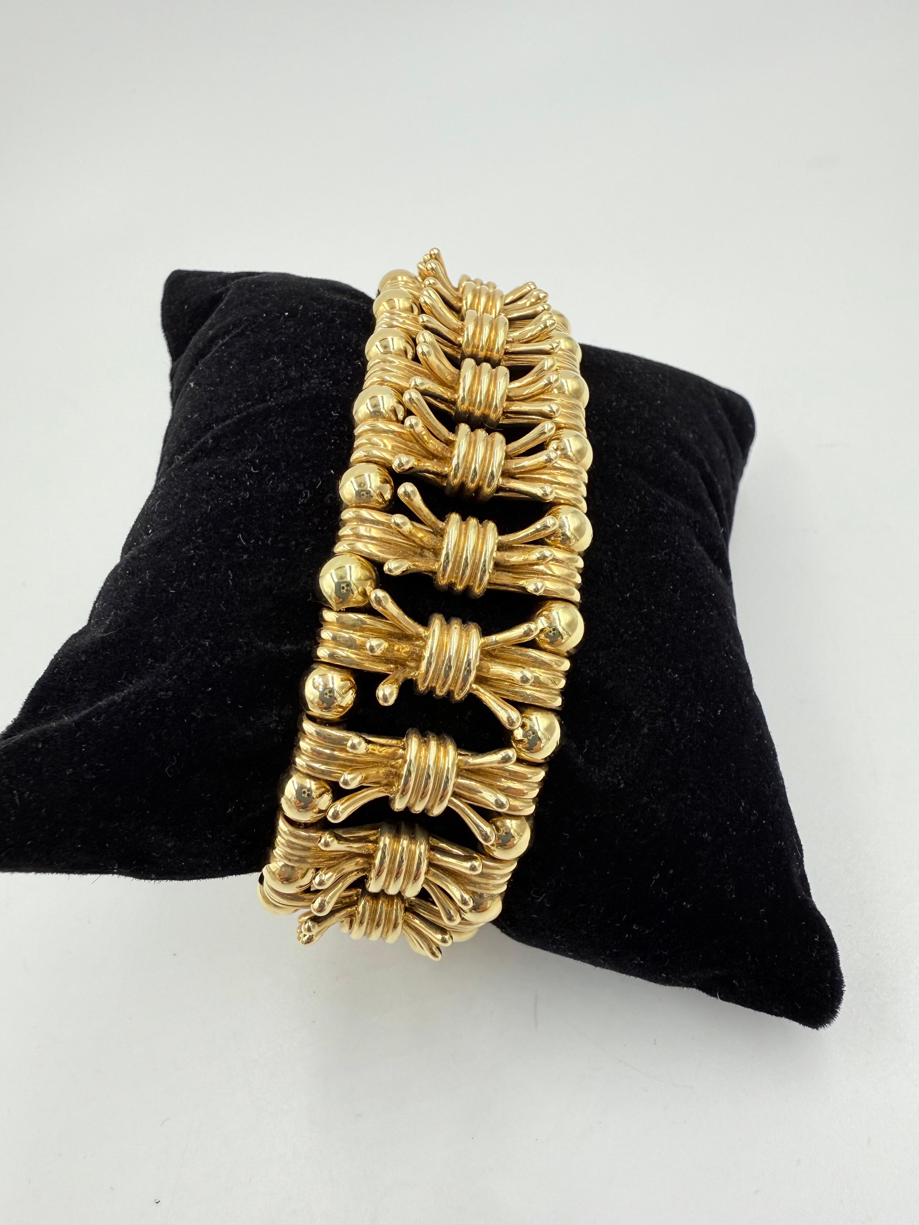 Schlumberger Bracelet large en or jaune 18k Unisexe en vente