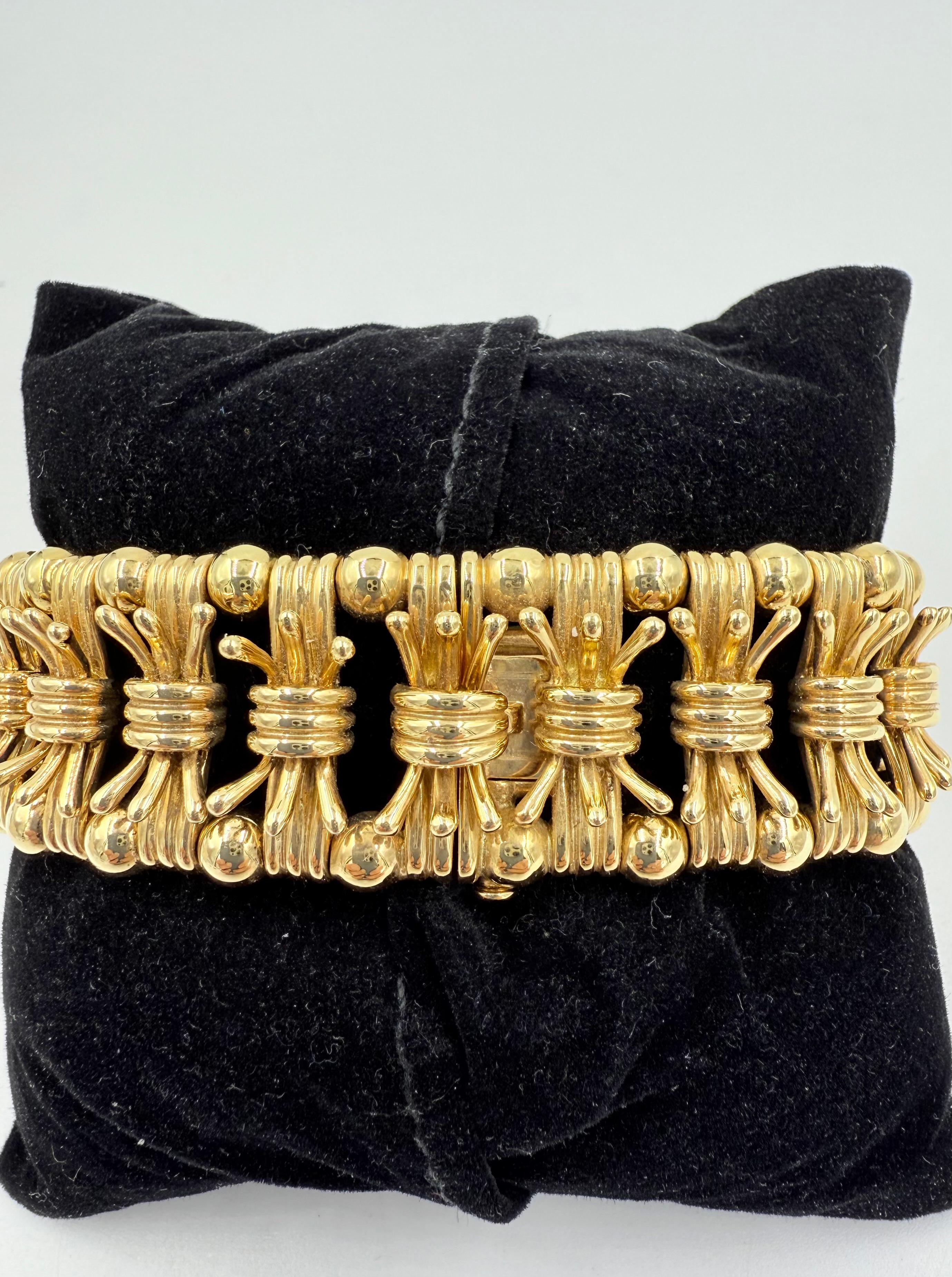 Schlumberger Bracelet large en or jaune 18k en vente 2