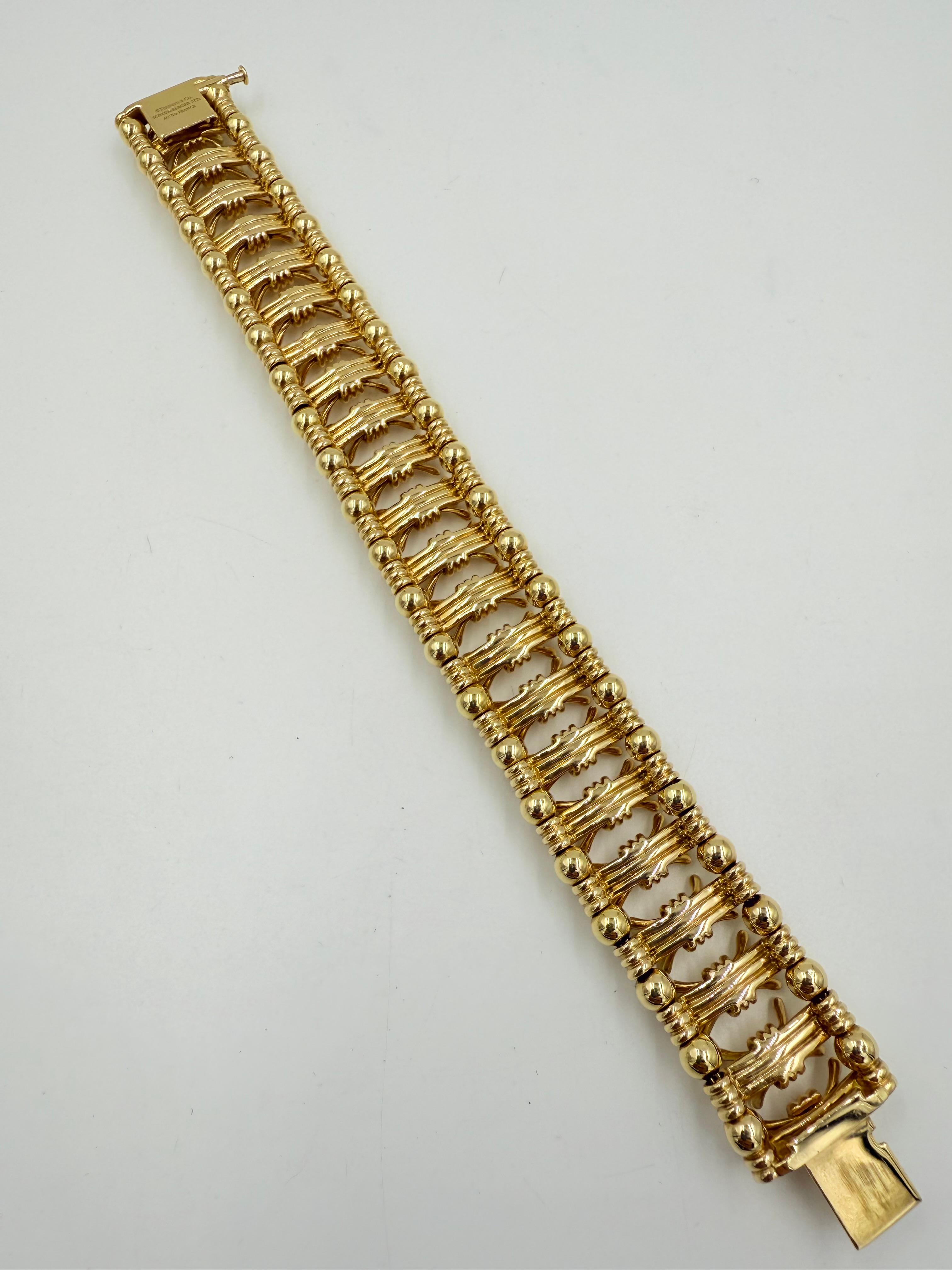Schlumberger Bracelet large en or jaune 18k en vente 4