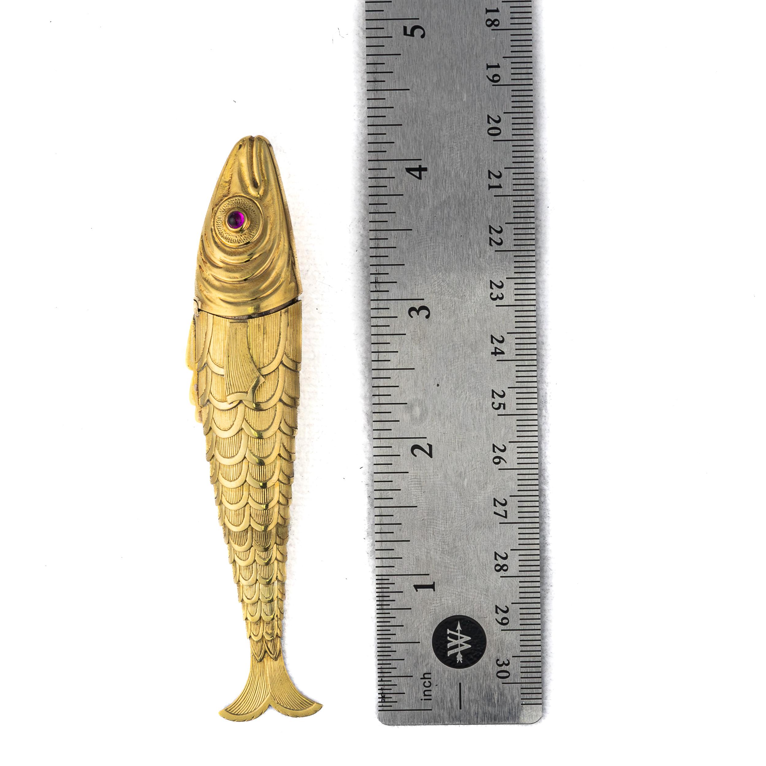 Taille ronde Schlumberger pour Tiffany & Co. Briquet à poisson en or en vente