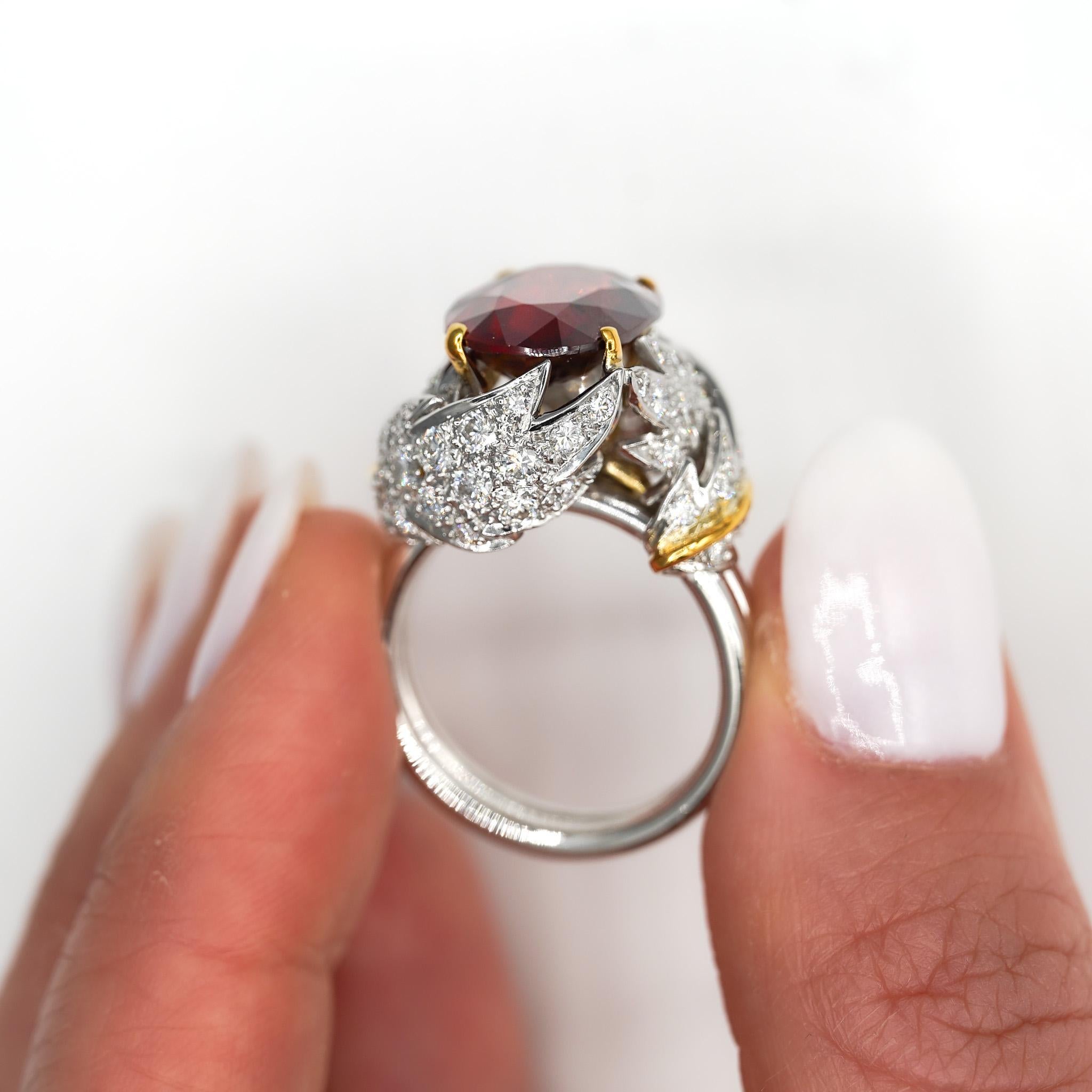 Schlumberger per Tiffany & Co. No Heat Anello con rubino e diamante da 6 carati In condizioni ottime in vendita a Miami, FL