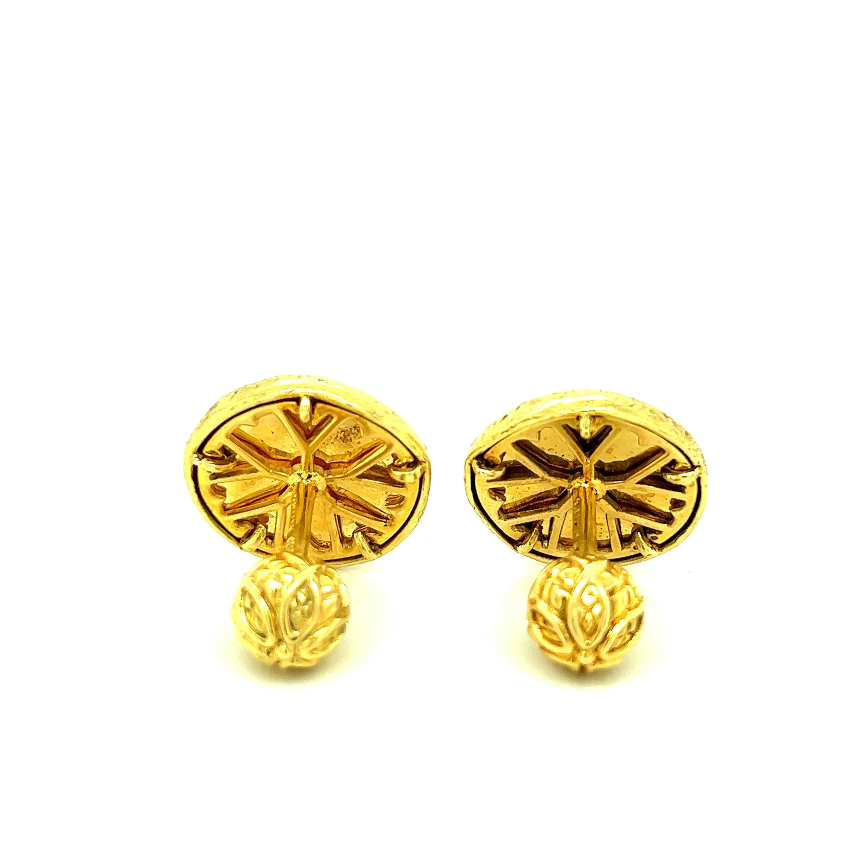 Men's Schlumberger for Tiffany & Co. Yellow Gold Flower Cufflinks For Sale
