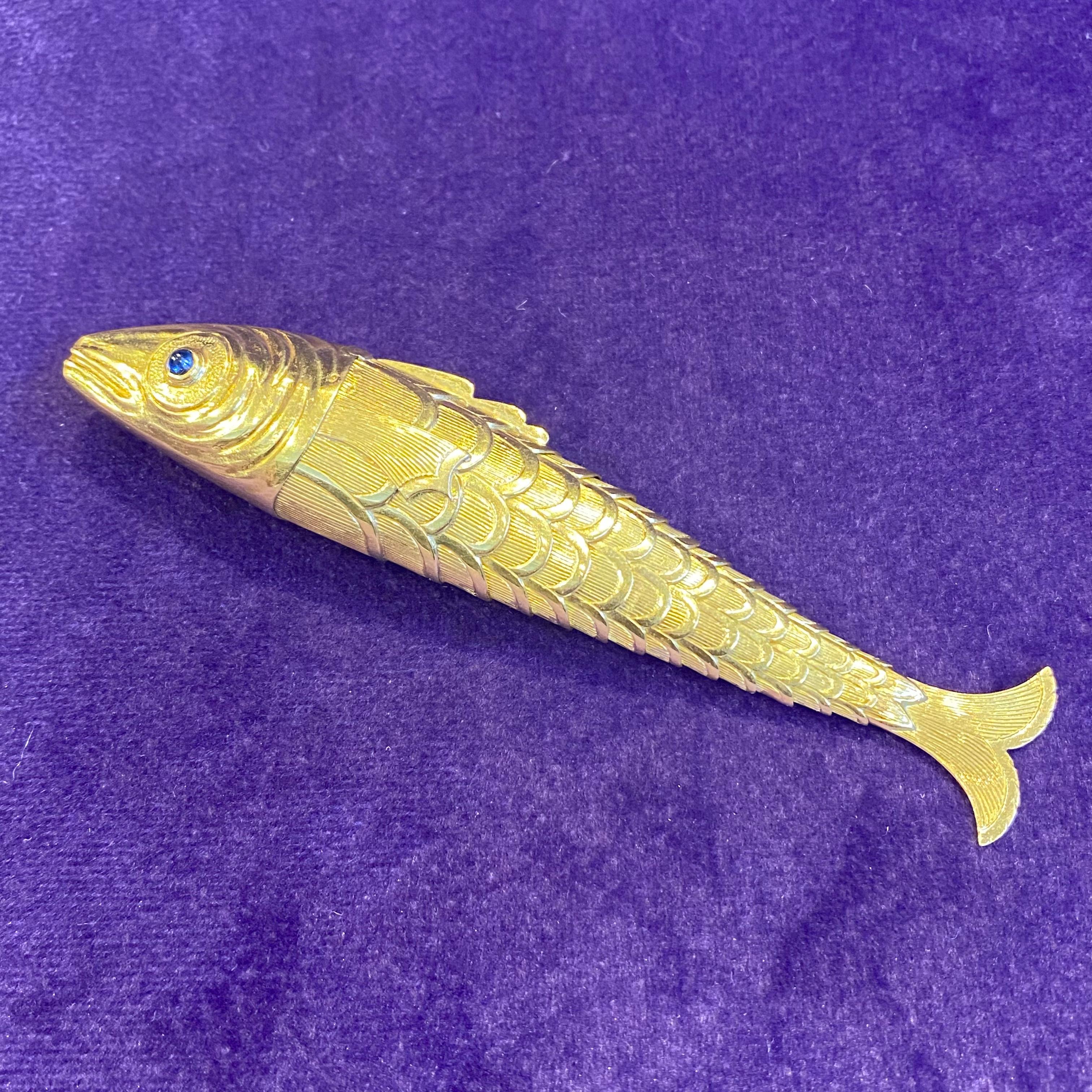 Schlumberger Gold Fish Lighter  For Sale 4