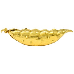 Schlumberger Tiffany & Co. 18 Karat Gold Erbsenschote Pillendose:: um 1960