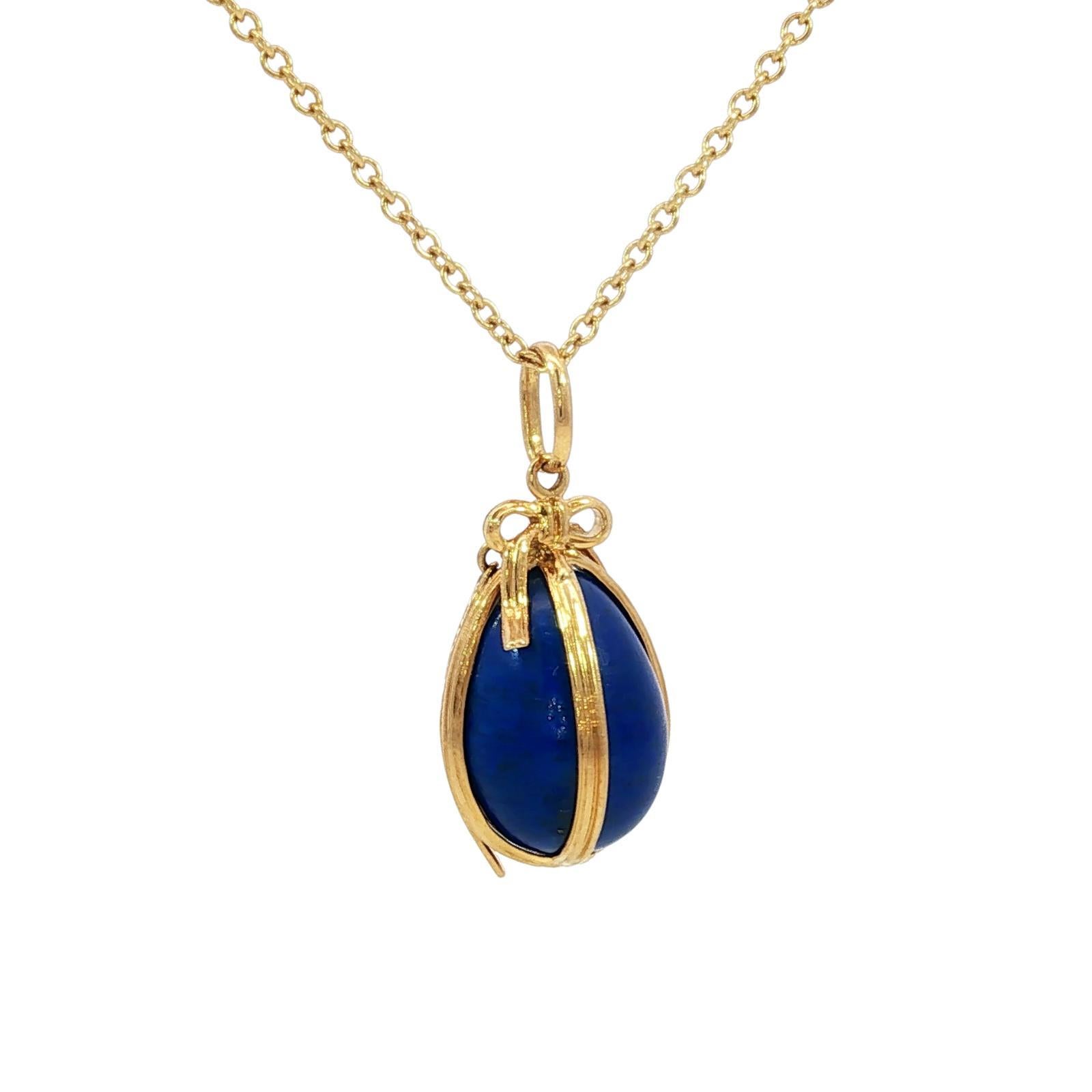 Schlumberger Tiffany & Co. Collier pendentif oeuf en lapis-lazuli or jaune 18K Pour femmes en vente
