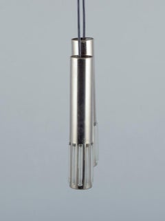 Schmahl & Schulz. Pareja de colgantes de techo de acero inoxidable y cristal acrílico