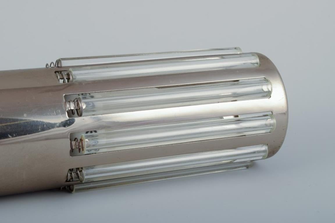 Schmahl & Schulz. Paire de suspensions de plafond en acier inoxydable et verre acrylique en vente 3