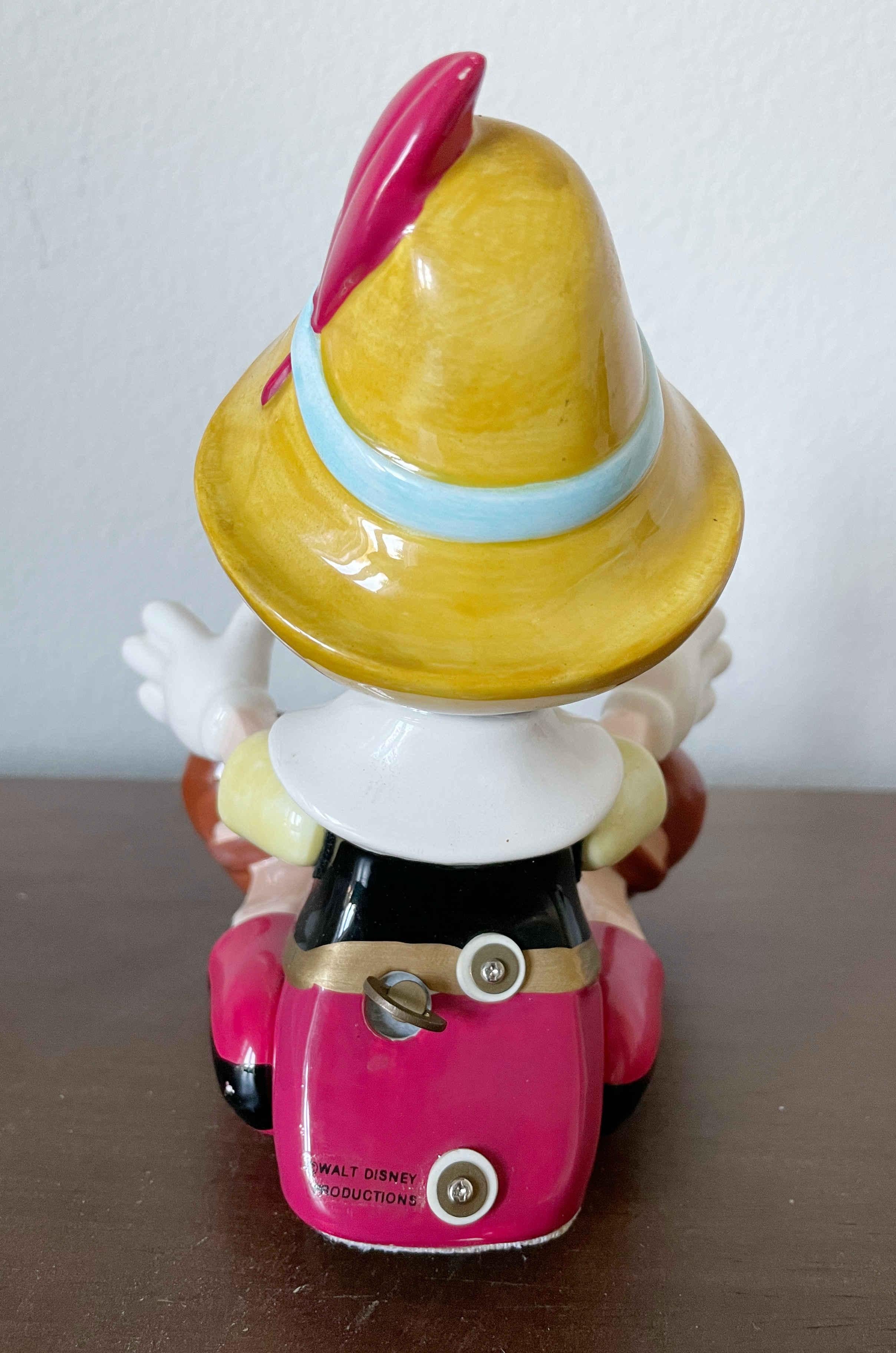 Schmid Walt Disney Pinocchio Musikkasten (20. Jahrhundert) im Angebot