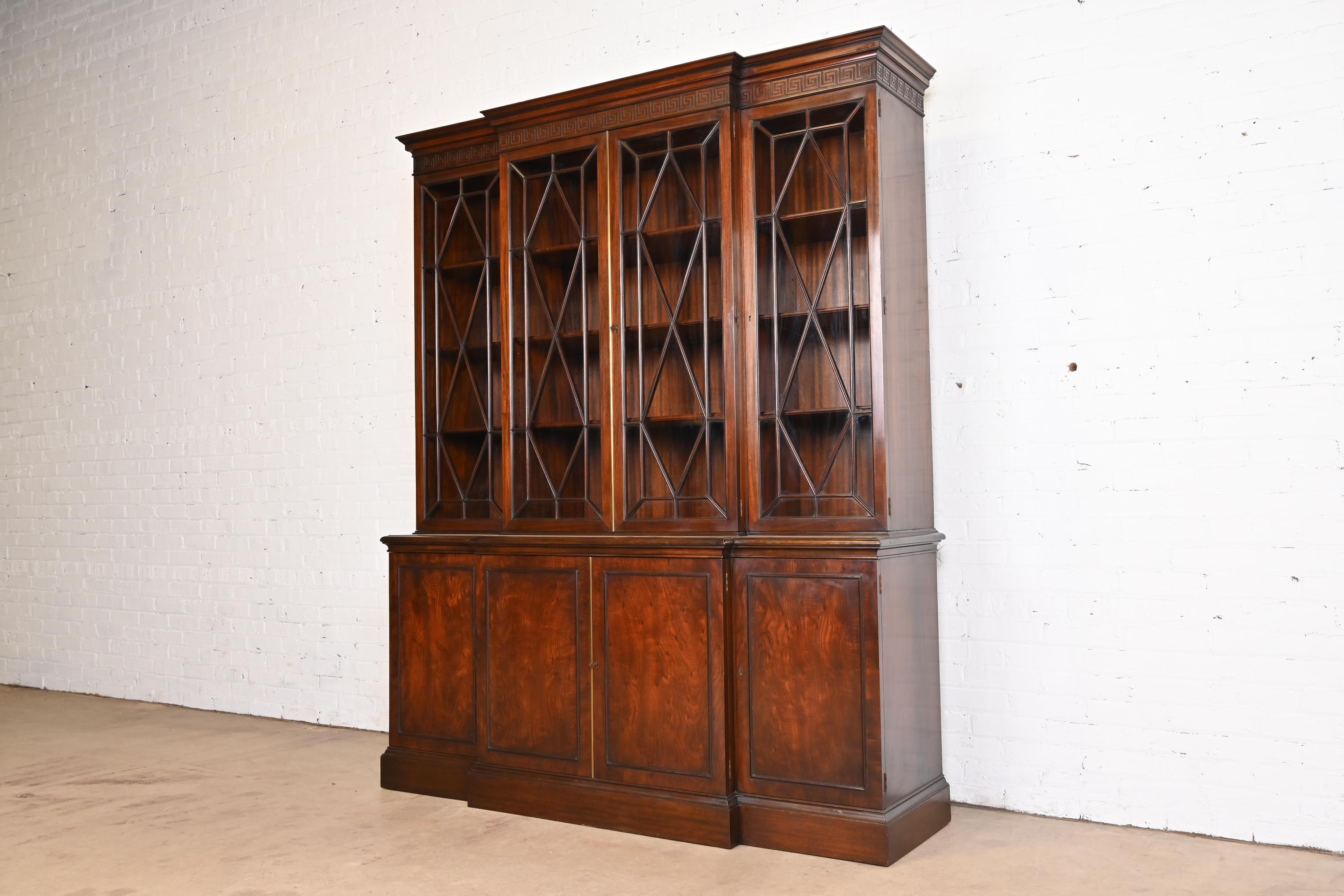 American Schmieg & Kotzian Georgian Carved Mahogany Breakfront Bookcase Cabinet, 1940s For Sale