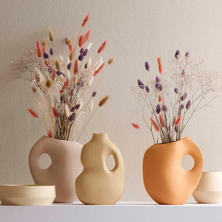 Organic Modern Schneid Studio Aura I Ceramic Vase, Apricot For Sale