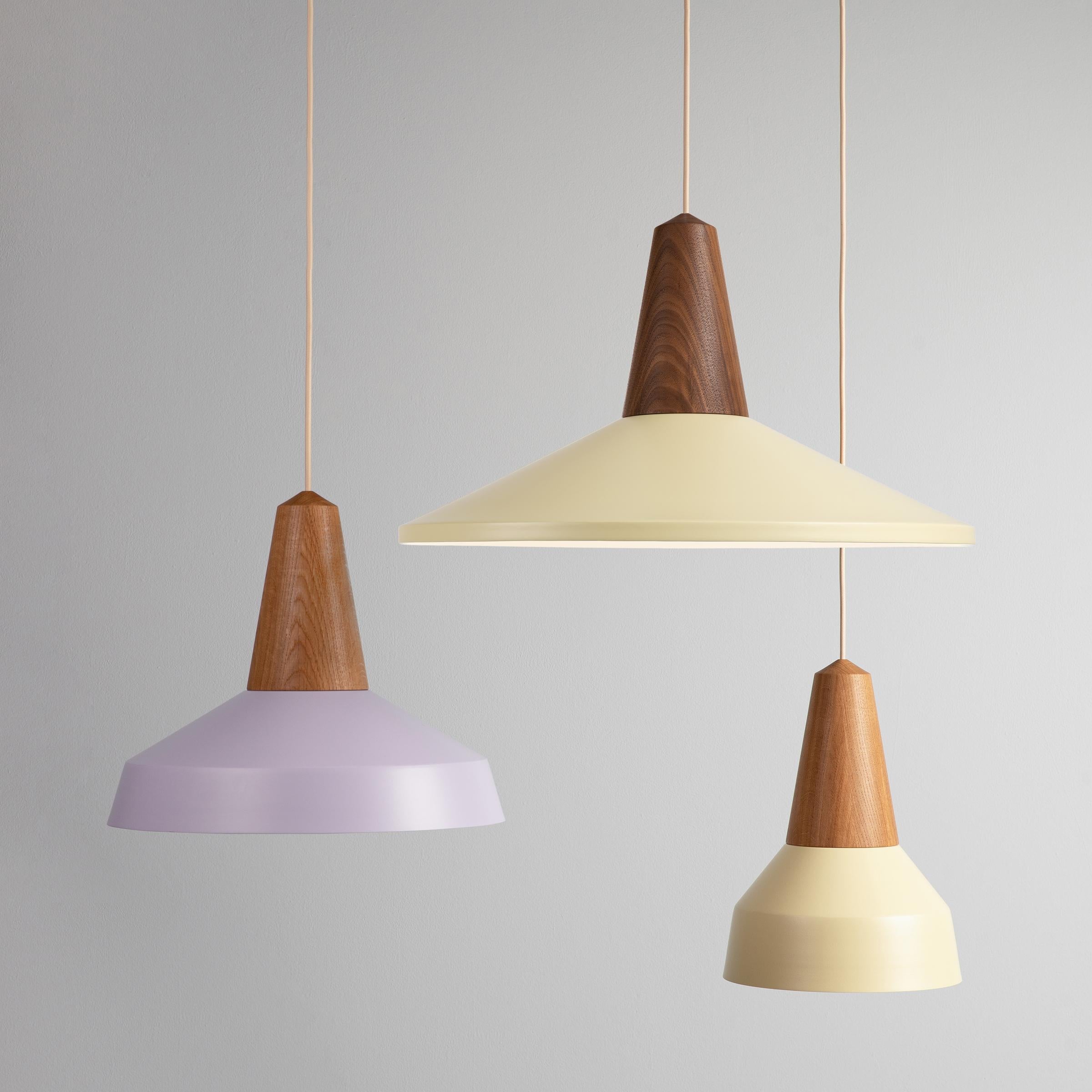 German Schneid Studio Eikon Shell Wax, Walnut, Pendant Lamp For Sale