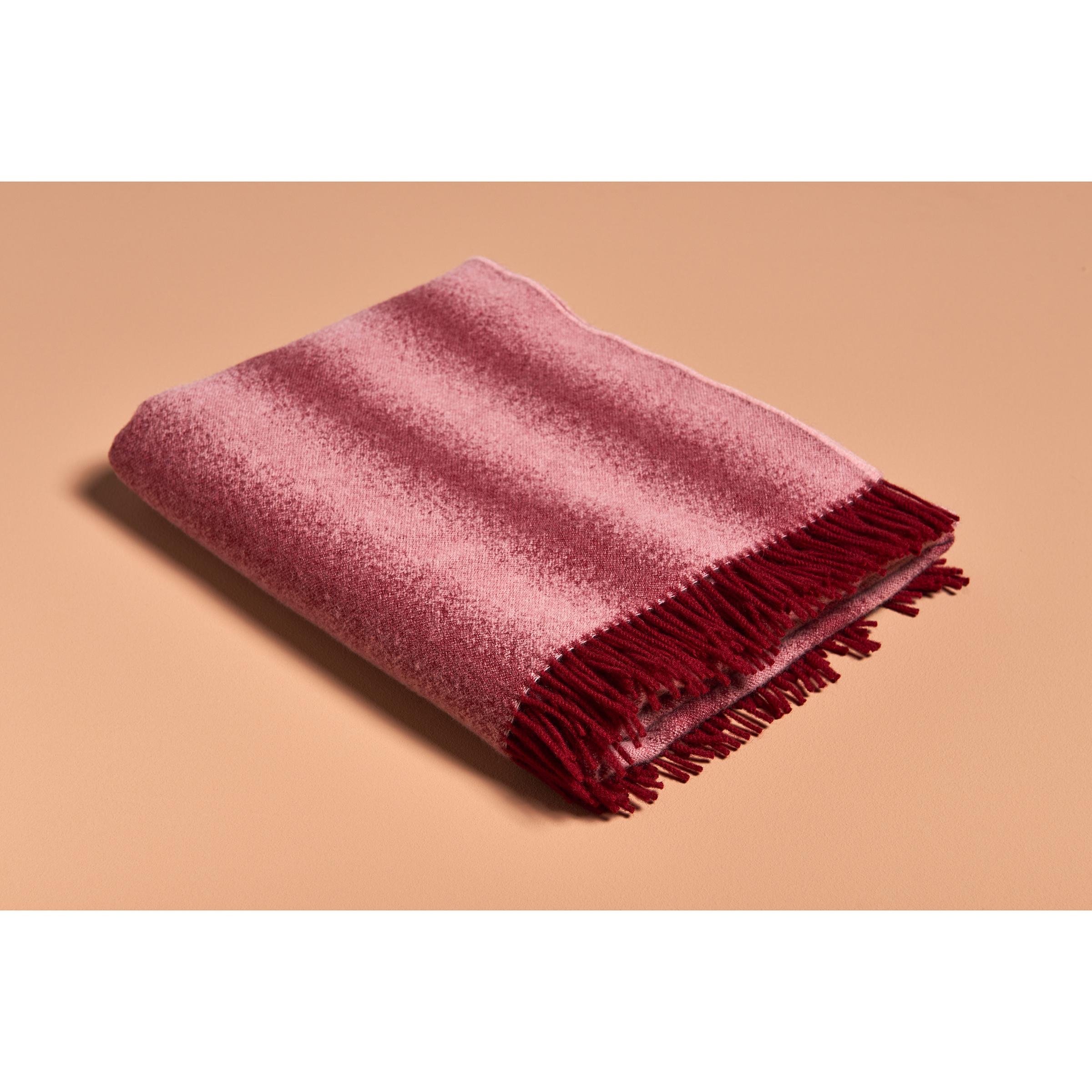 Schneid Studio Tide Blanket, Burgundy & Blush In New Condition For Sale In New York, NY